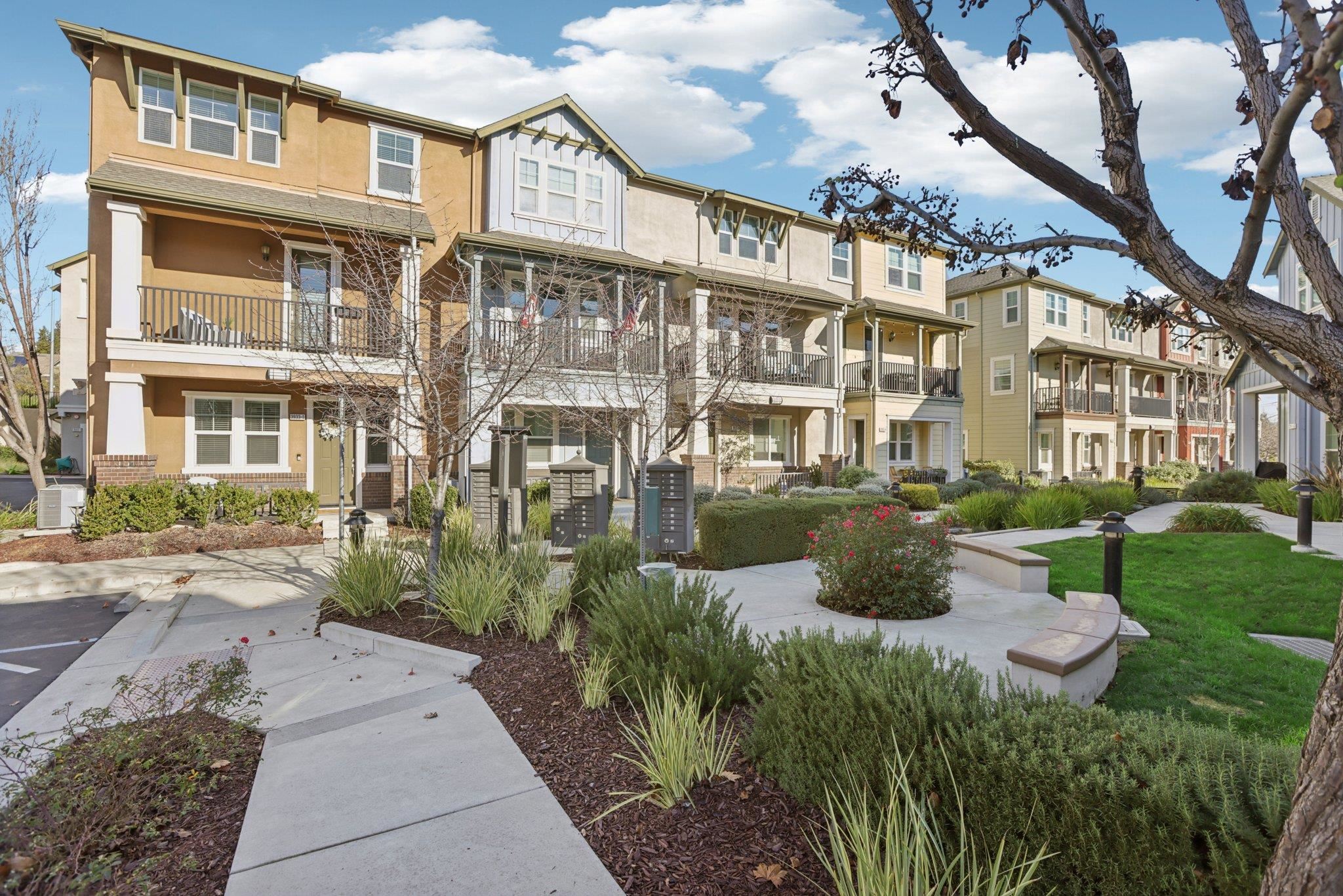 Photo #2: 41120866 Listing: Photo #2