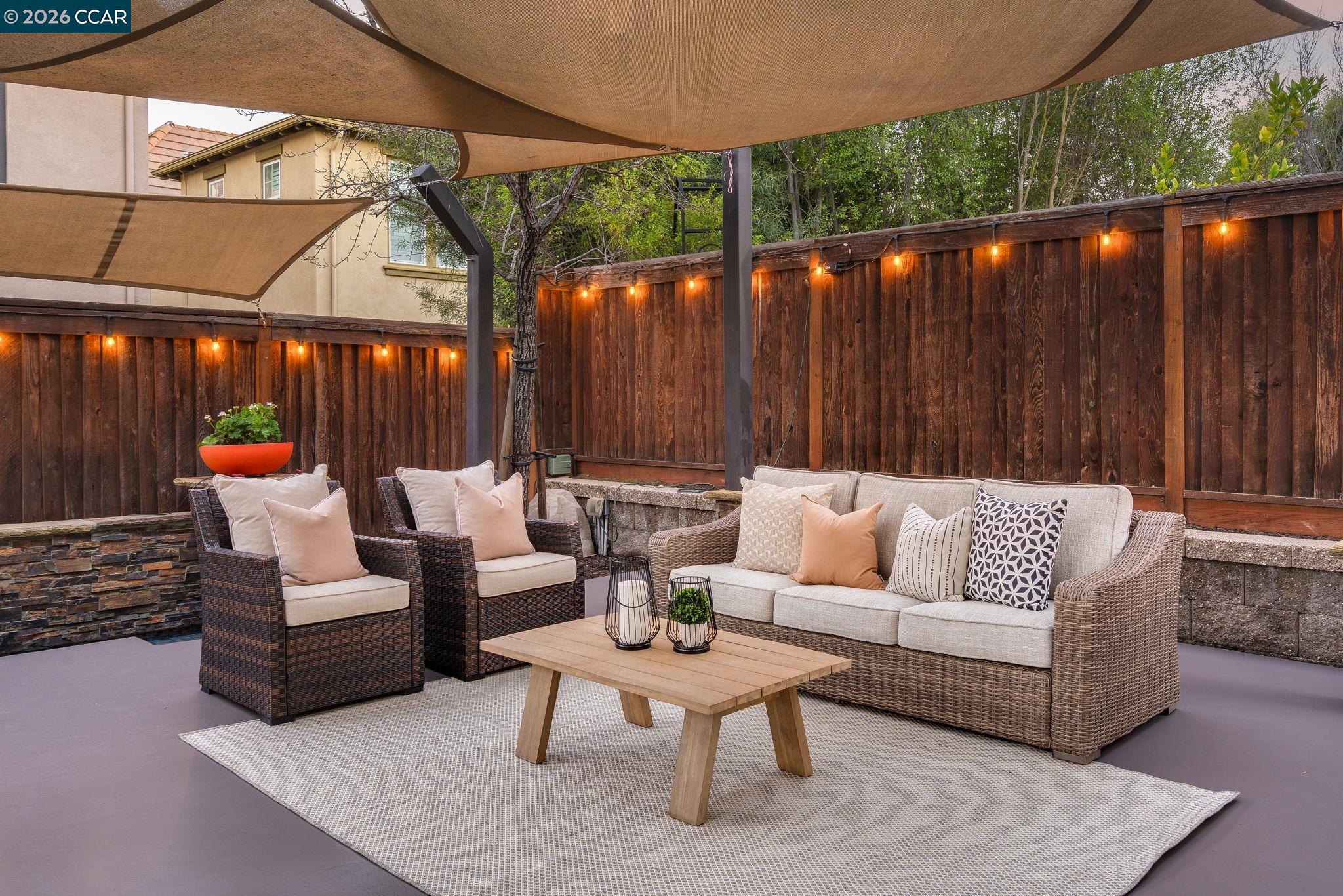 Detail Gallery Image 8 of 60 For 836 Griffon Court, Danville,  CA 94506 - 4 Beds | 3/1 Baths