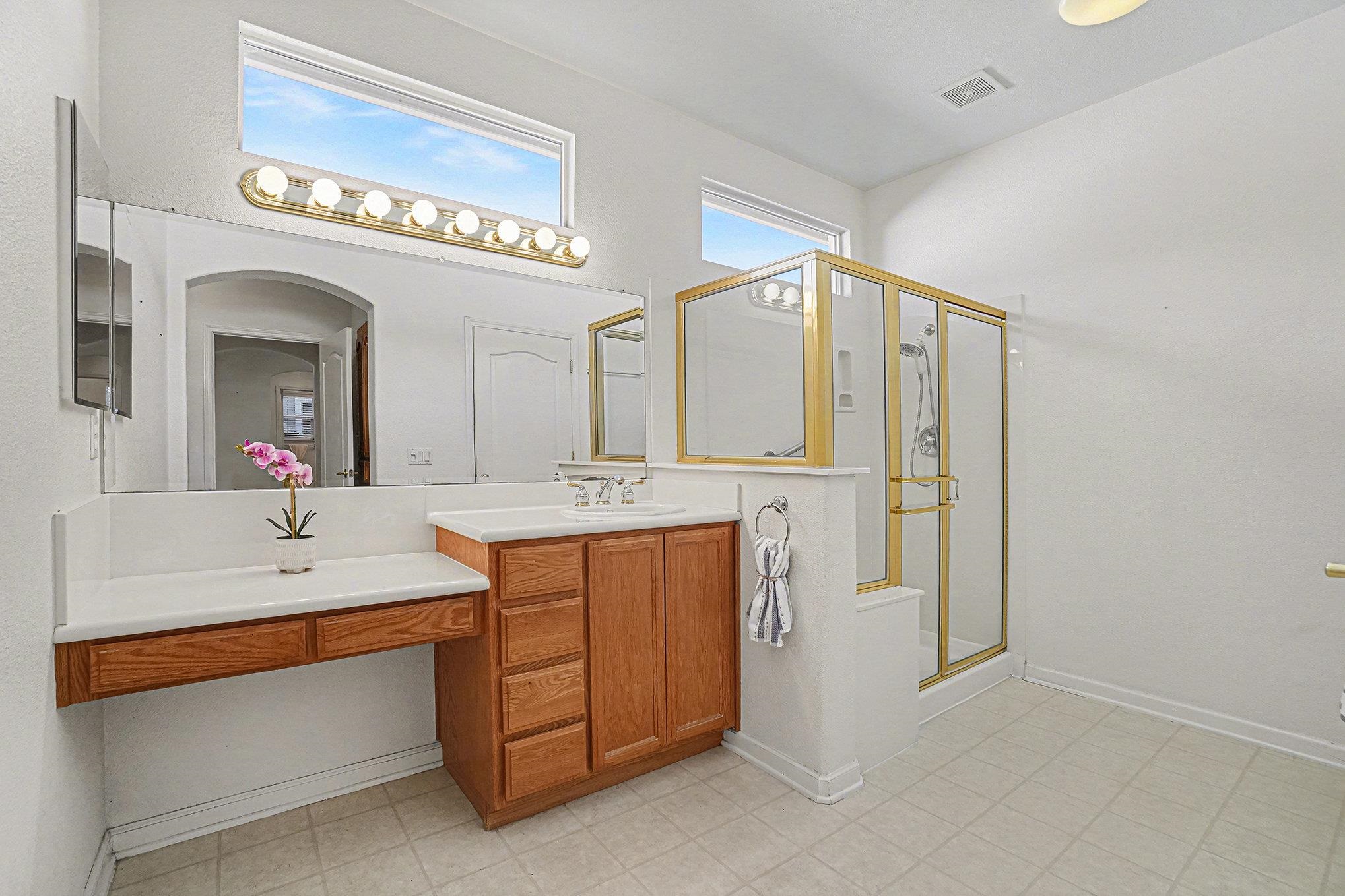 Detail Gallery Image 14 of 38 For 399 Earlham Way, Brentwood,  CA 94513 - 2 Beds | 2 Baths