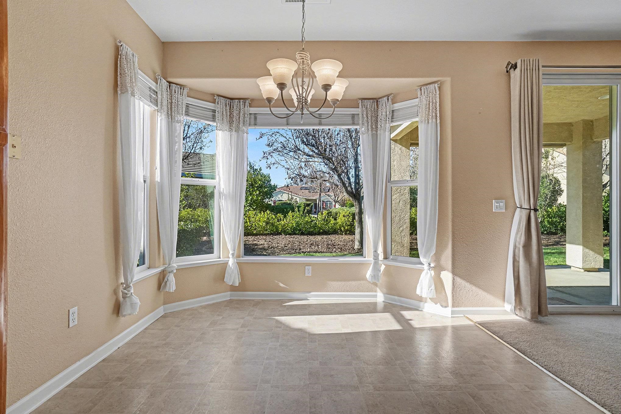 Detail Gallery Image 7 of 38 For 399 Earlham Way, Brentwood,  CA 94513 - 2 Beds | 2 Baths