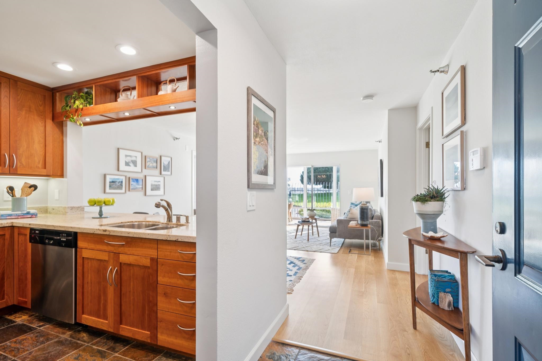 Photo #5: 41120873 Listing: Photo #5