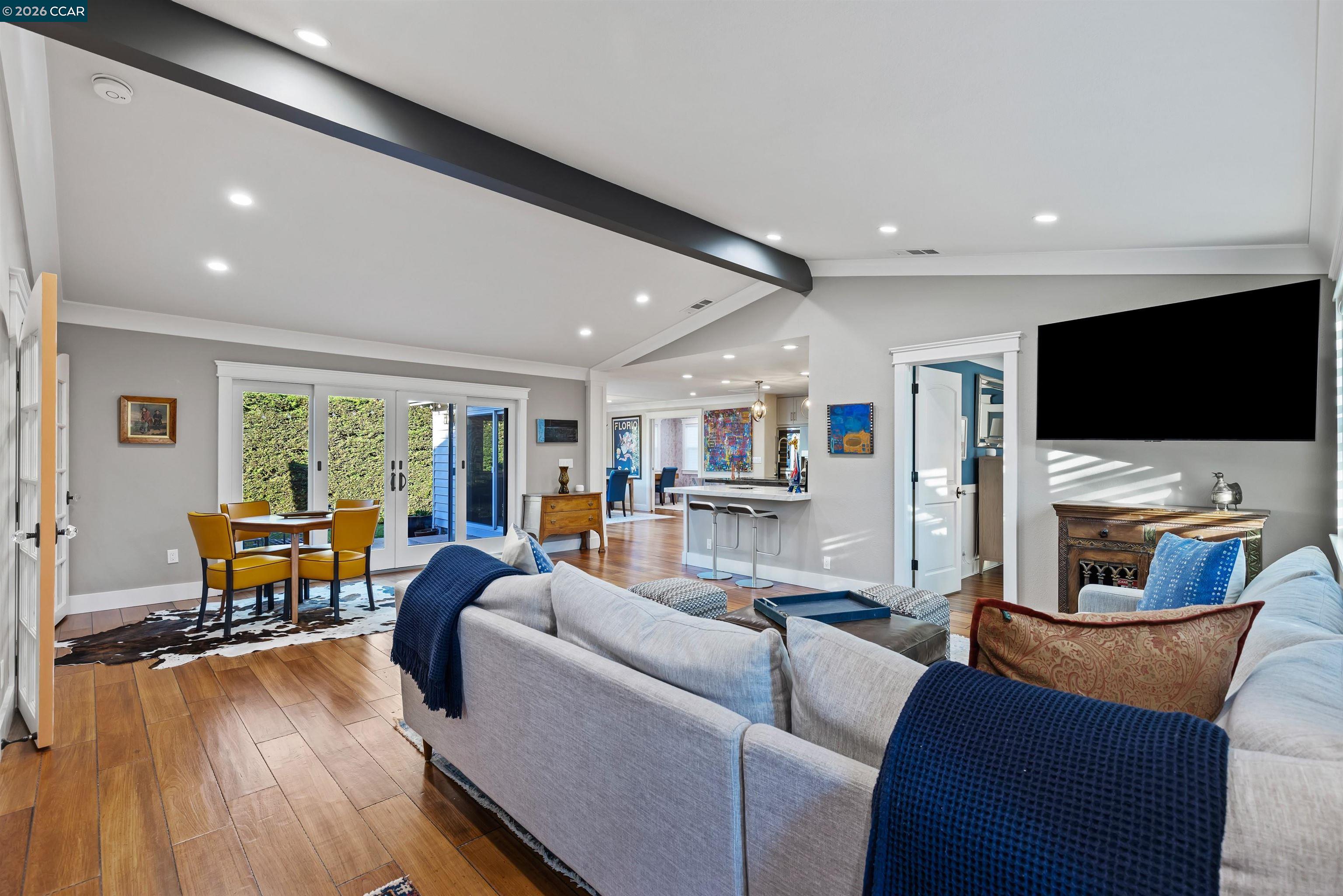 Detail Gallery Image 5 of 32 For 10 Jolie Ln, Walnut Creek,  CA 94597 - 3 Beds | 2 Baths