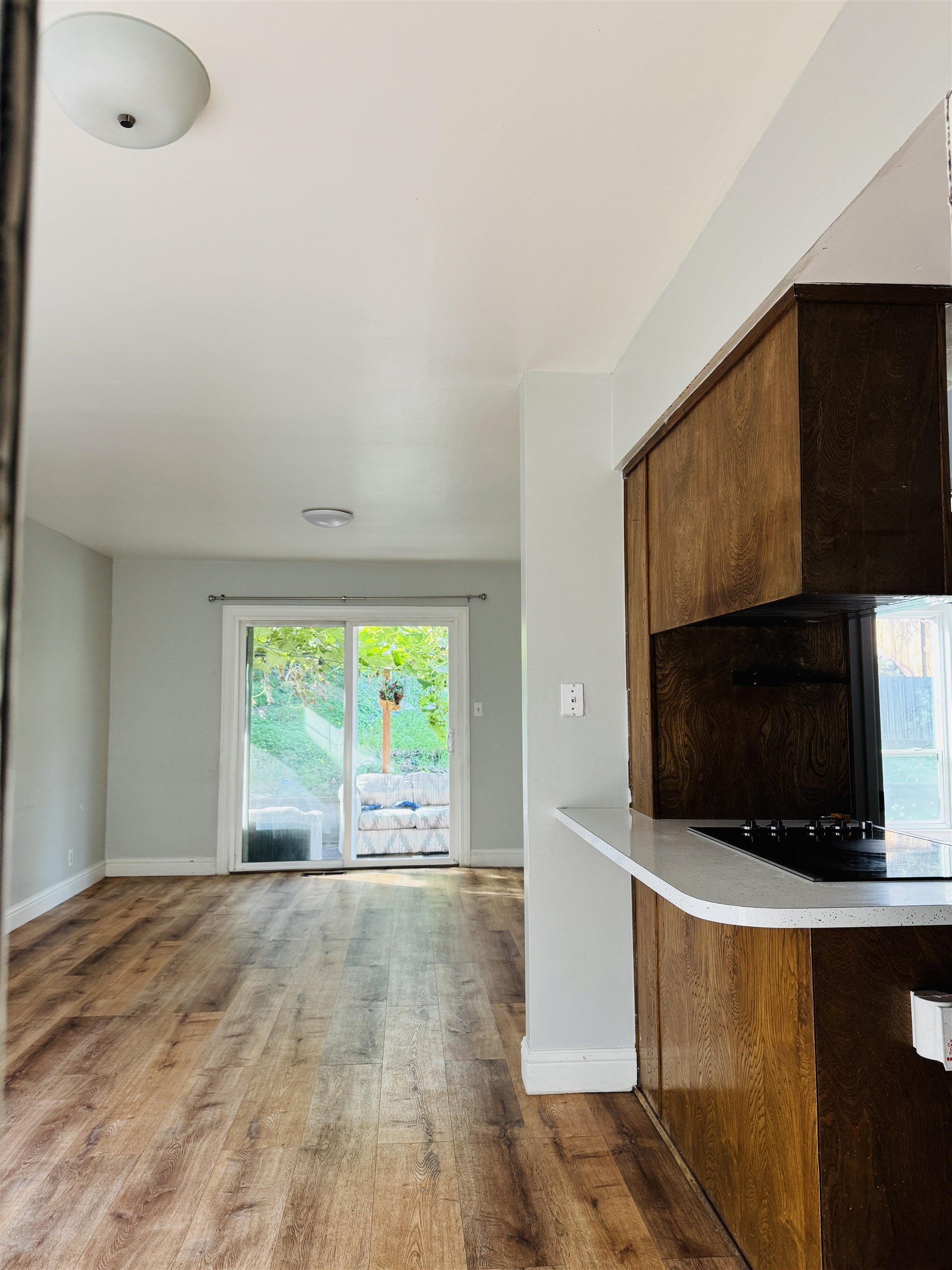 Detail Gallery Image 7 of 11 For 1590 Kildare Way, Pinole,  CA 94564 - 4 Beds | 2 Baths