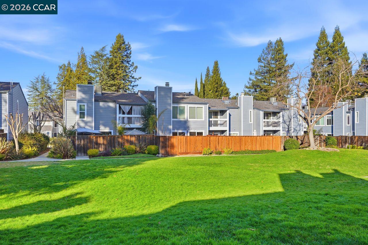 Photo #33: 41120878 Listing: Photo #33