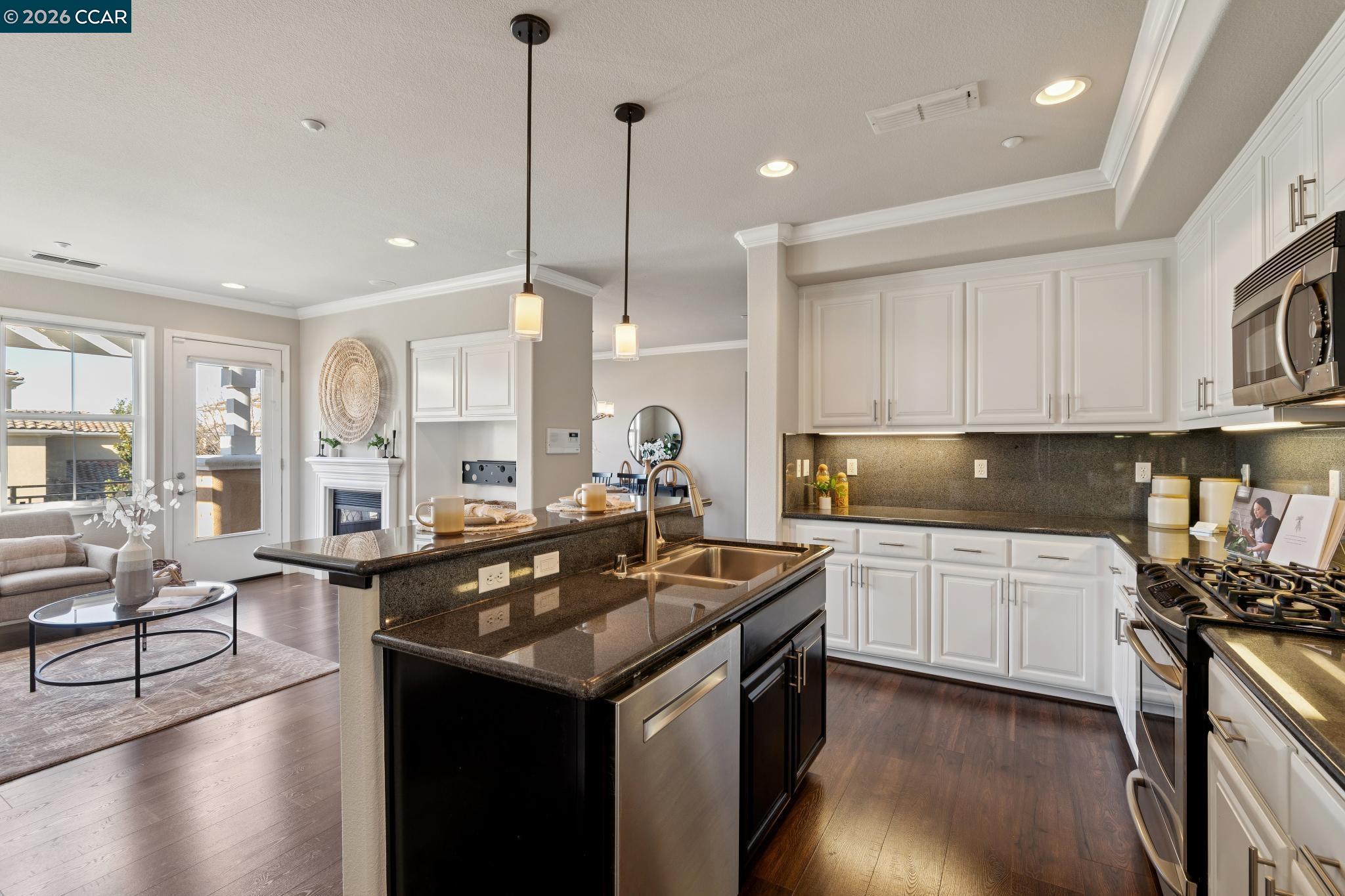 Photo #9: 41120880 Listing: Photo #9