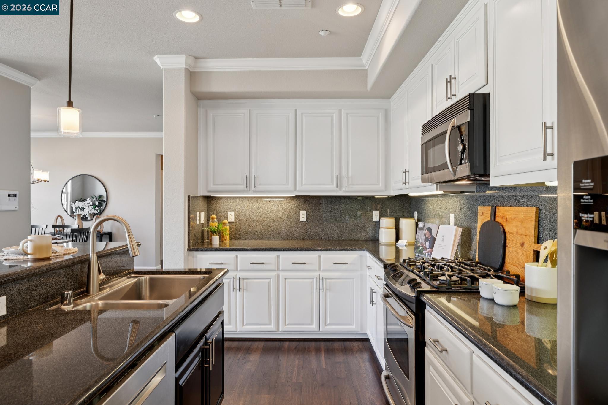 Photo #10: 41120880 Listing: Photo #10