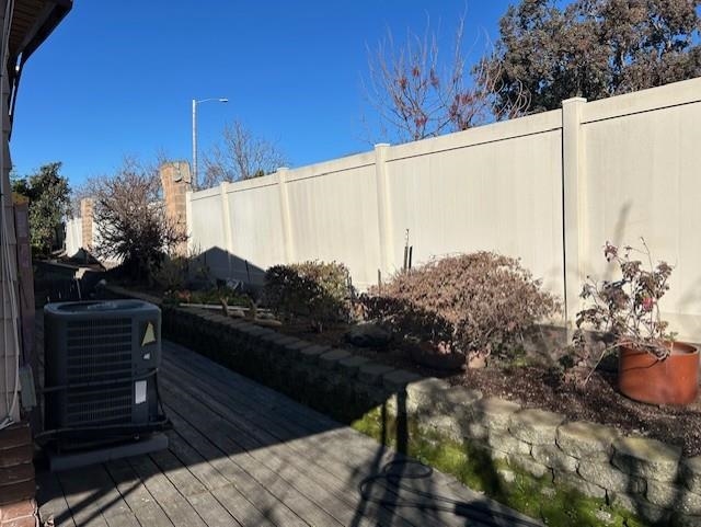 Detail Gallery Image 33 of 44 For 29286 Whalebone Way, Hayward,  CA 94544 - 2 Beds | 2 Baths