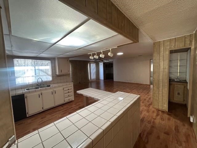 Detail Gallery Image 6 of 44 For 29286 Whalebone Way, Hayward,  CA 94544 - 2 Beds | 2 Baths