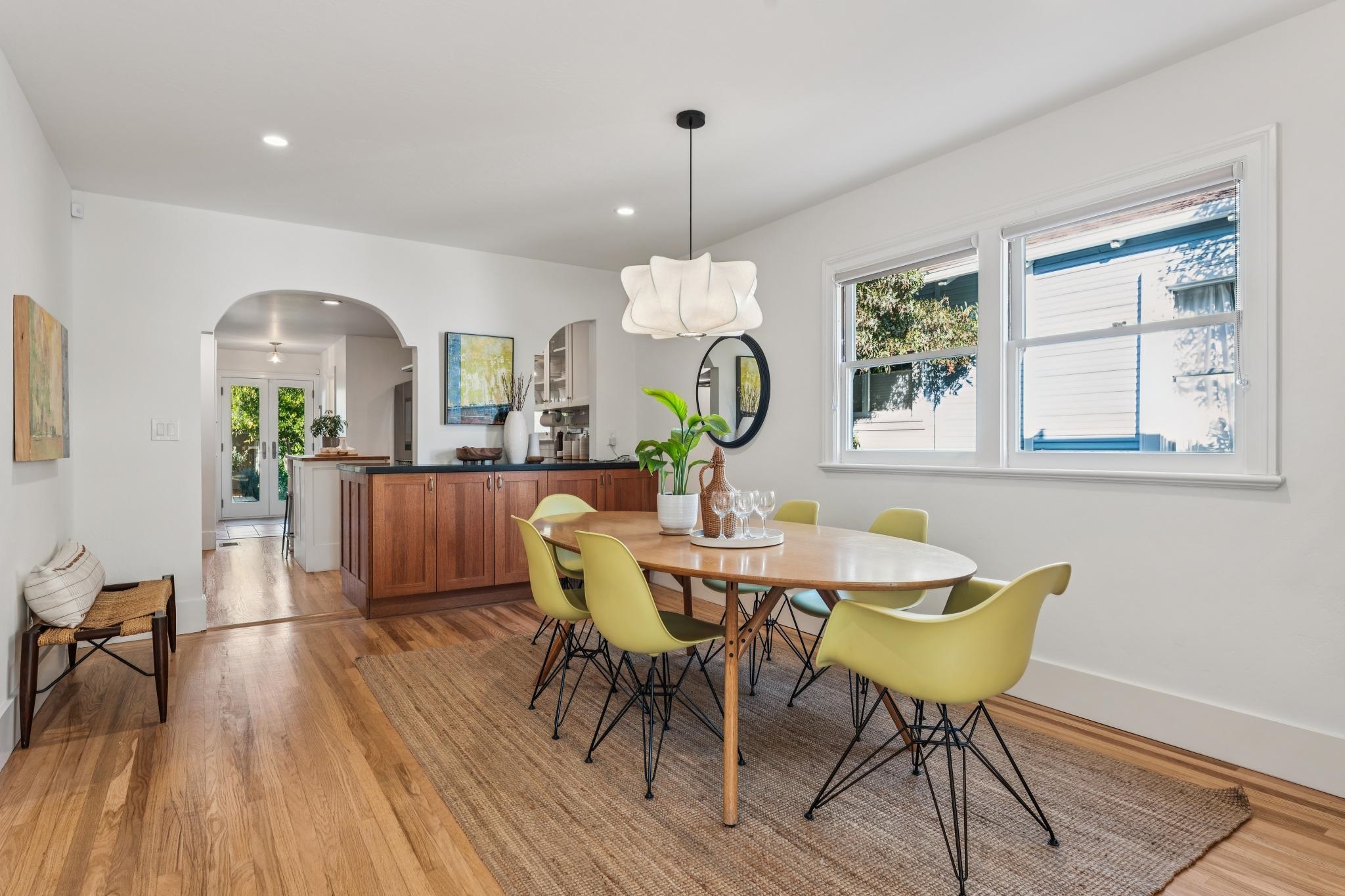 Detail Gallery Image 9 of 55 For 1525 Tyler St, Berkeley,  CA 94703 - 2 Beds | 1/1 Baths