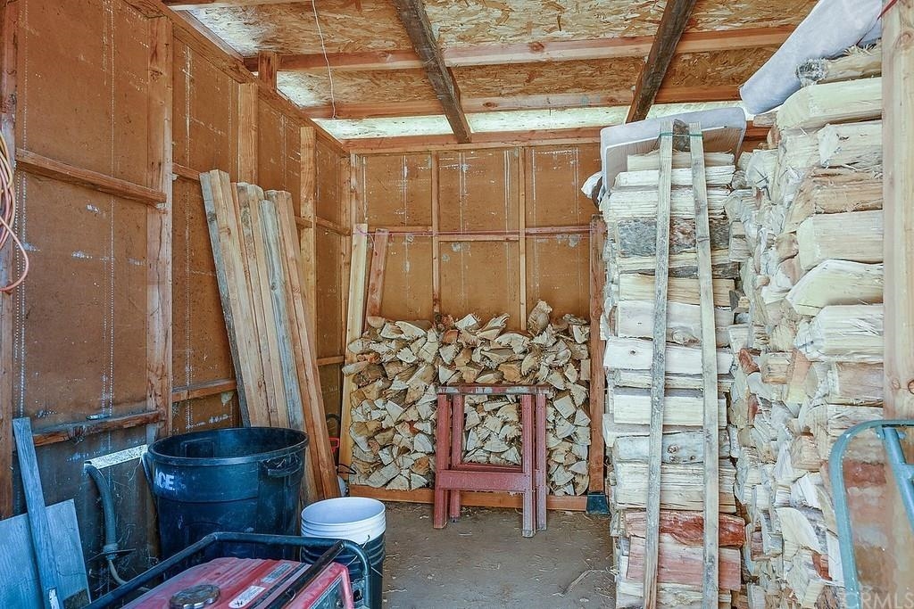 Detail Gallery Image 13 of 31 For 13942 Highway 29, Lower Lake,  CA 95457 - 2 Beds | 2 Baths