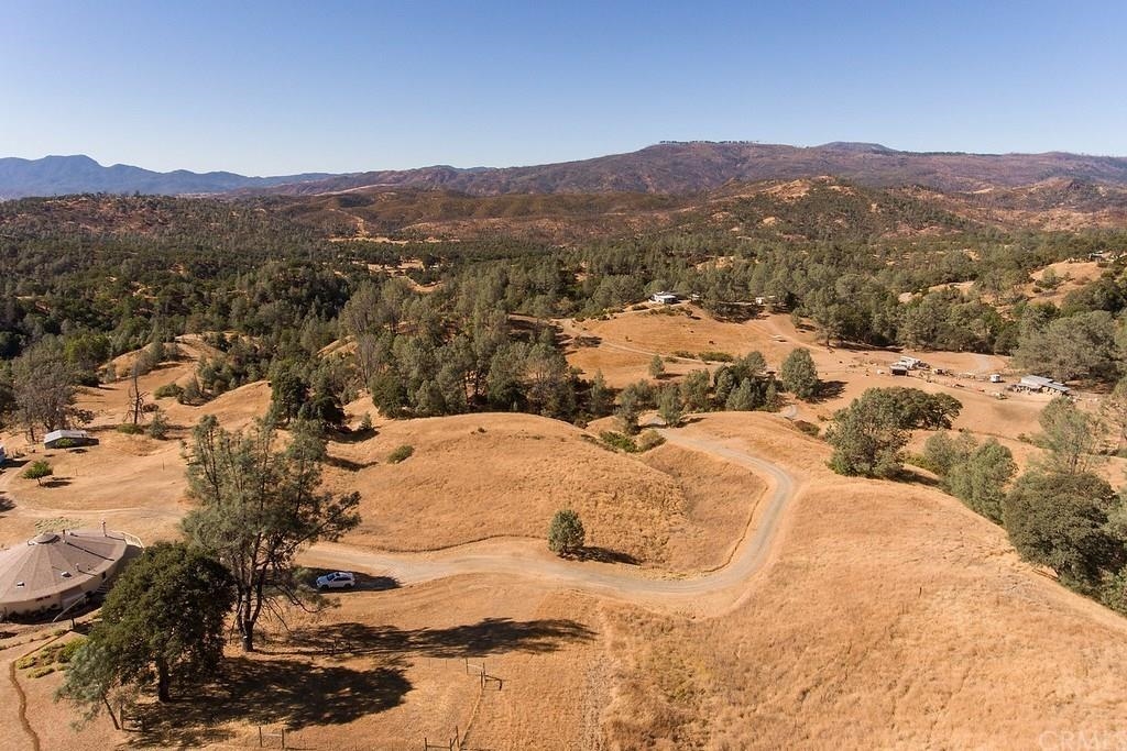 Detail Gallery Image 26 of 31 For 13942 Highway 29, Lower Lake,  CA 95457 - 2 Beds | 2 Baths