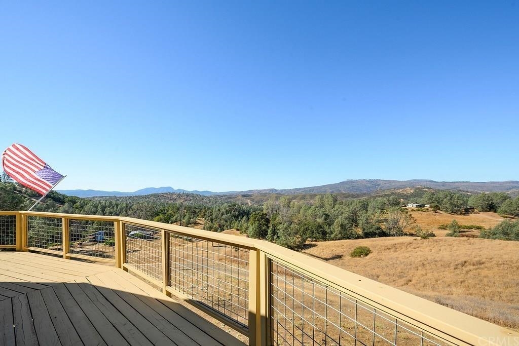 Detail Gallery Image 6 of 31 For 13942 Highway 29, Lower Lake,  CA 95457 - 2 Beds | 2 Baths