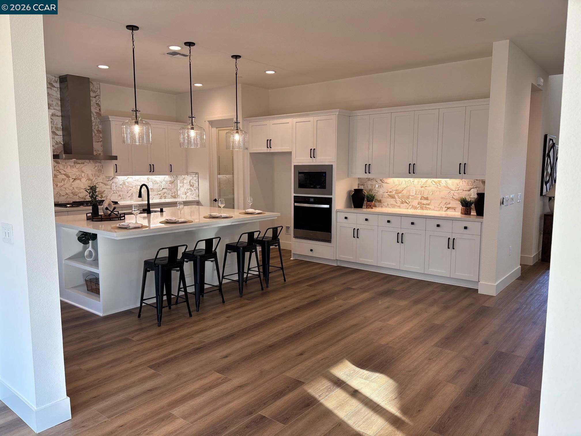 Detail Gallery Image 11 of 19 For 16127 Purdy Court, Lathrop,  CA 95330 - 5 Beds | 4/1 Baths