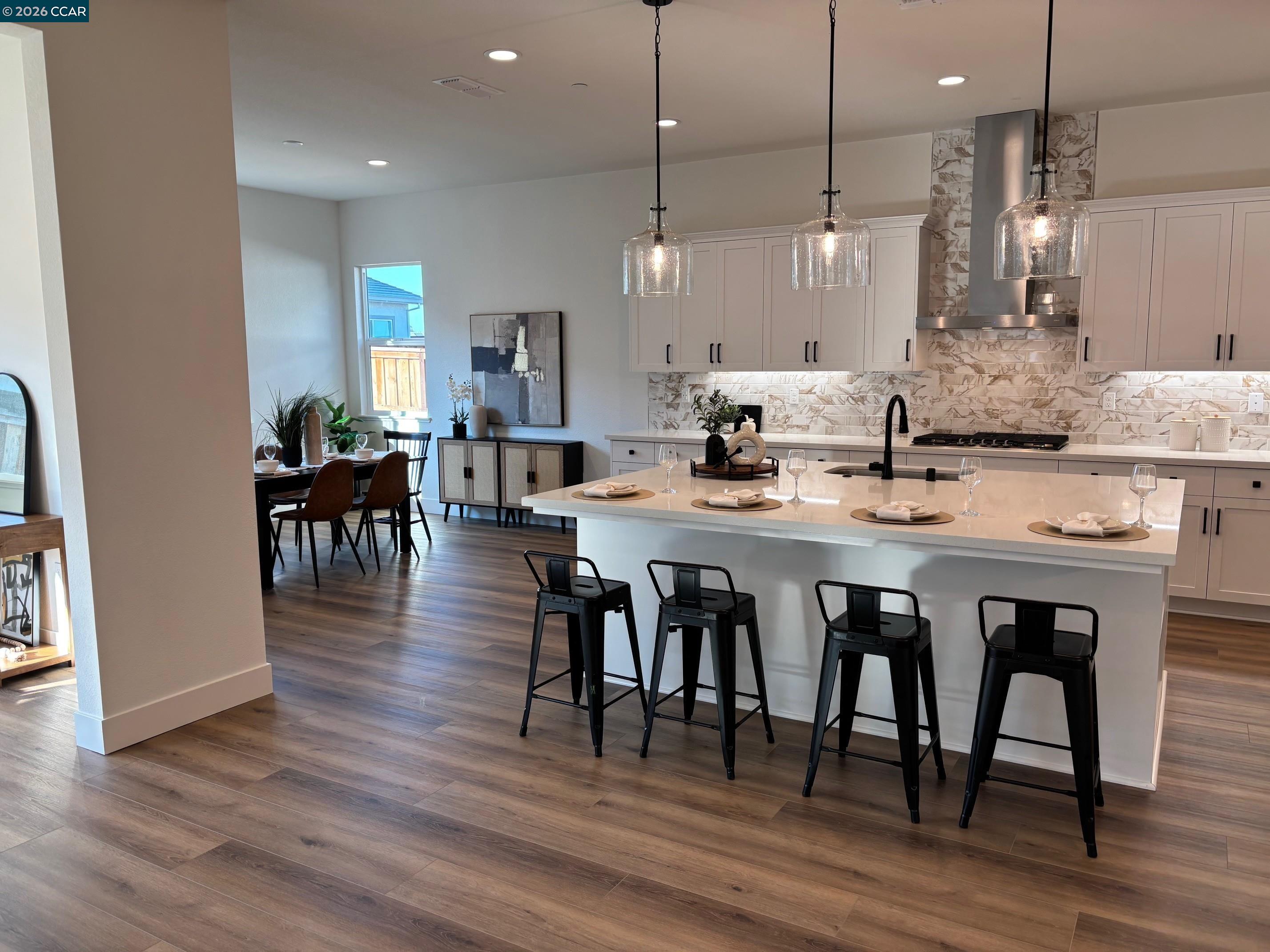 Detail Gallery Image 12 of 19 For 16127 Purdy Court, Lathrop,  CA 95330 - 5 Beds | 4/1 Baths