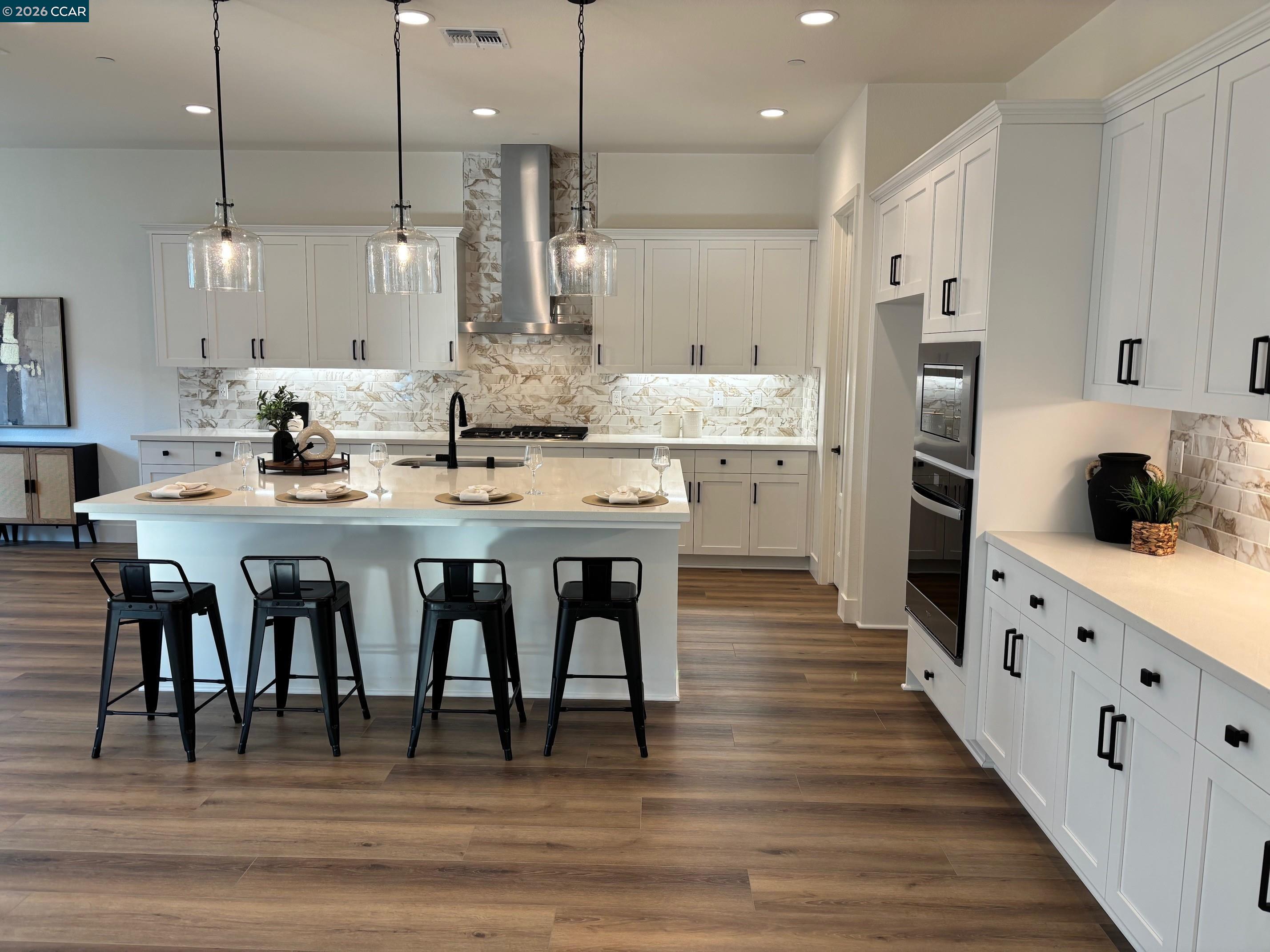 Detail Gallery Image 13 of 19 For 16127 Purdy Court, Lathrop,  CA 95330 - 5 Beds | 4/1 Baths