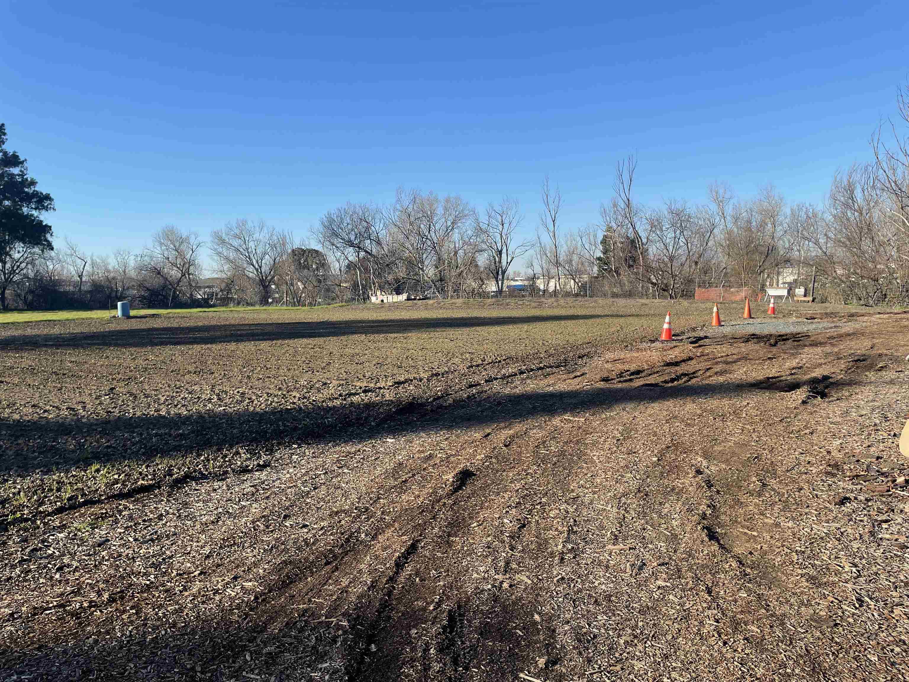 Detail Gallery Image 4 of 7 For 327 Linden Way, Pleasanton,  CA 94566 - – Beds | – Baths