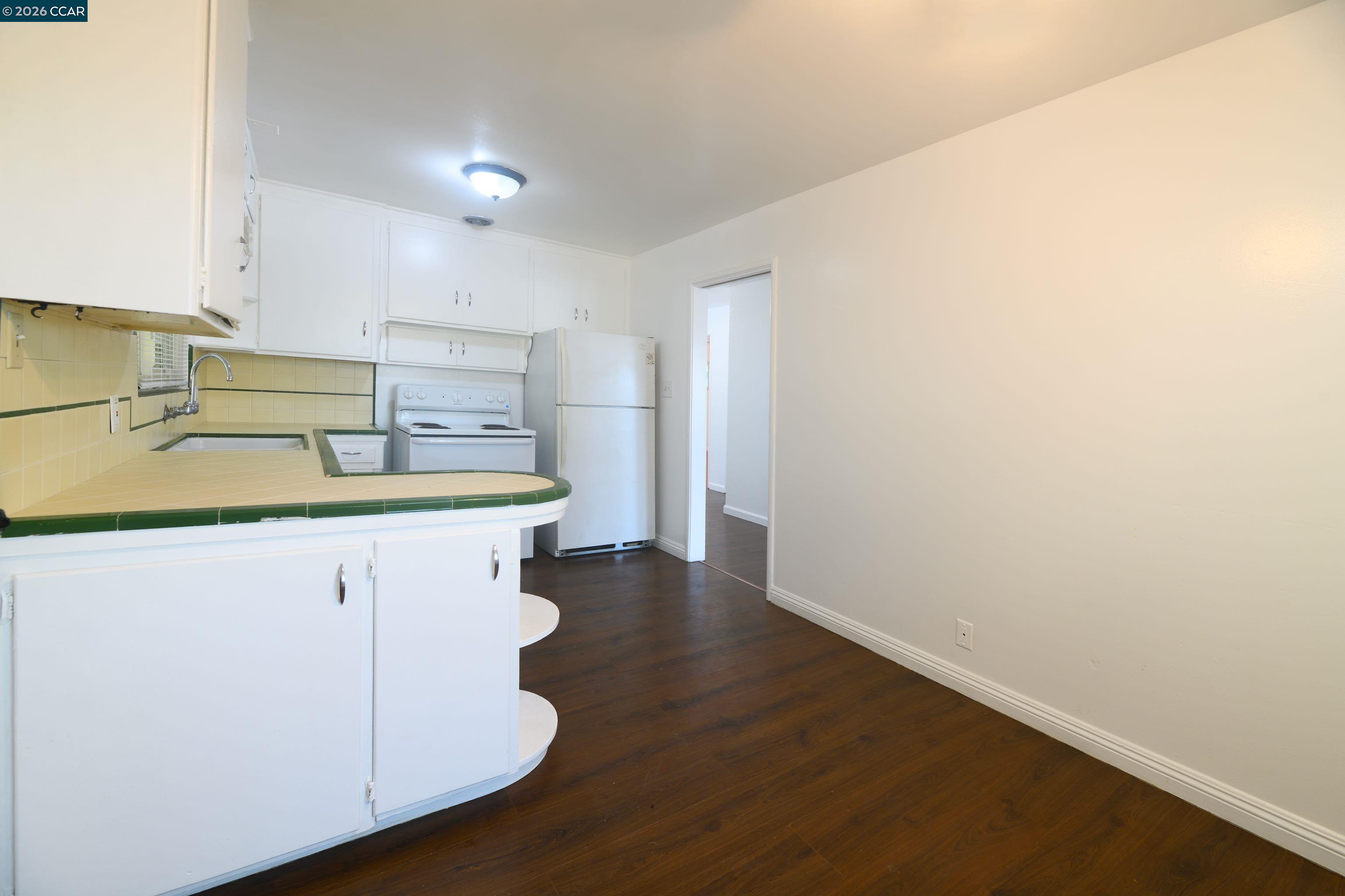 Detail Gallery Image 11 of 38 For 1823 Wall St., Tracy,  CA 95376 - 3 Beds | 1 Baths