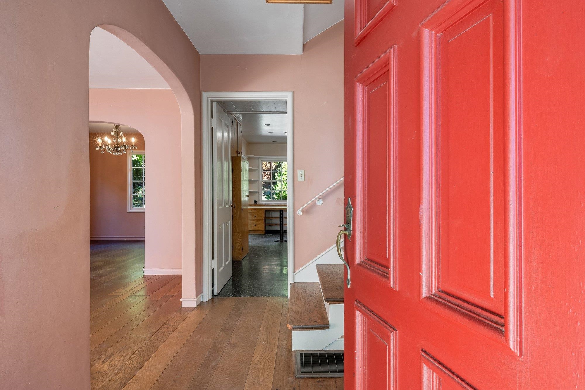 Detail Gallery Image 3 of 35 For 111 Fairlawn Dr, Berkeley,  CA 94708 - 2 Beds | 2 Baths