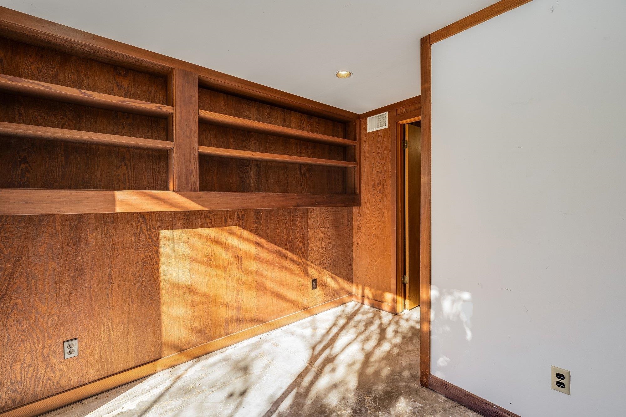 Detail Gallery Image 26 of 35 For 111 Fairlawn Dr, Berkeley,  CA 94708 - 2 Beds | 2 Baths