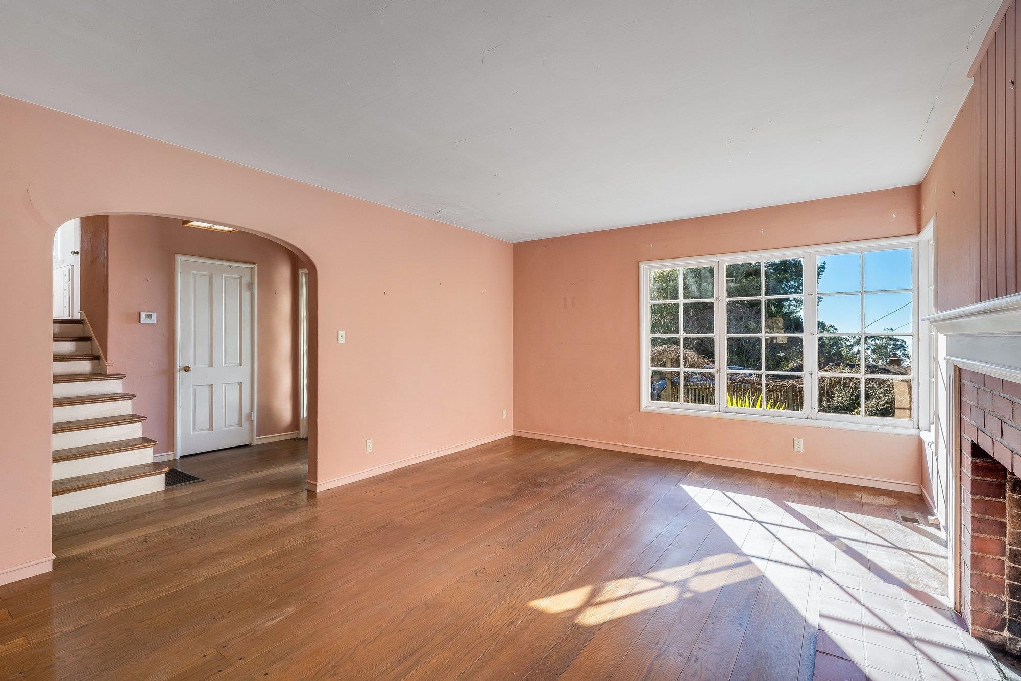 Detail Gallery Image 5 of 35 For 111 Fairlawn Dr, Berkeley,  CA 94708 - 2 Beds | 2 Baths