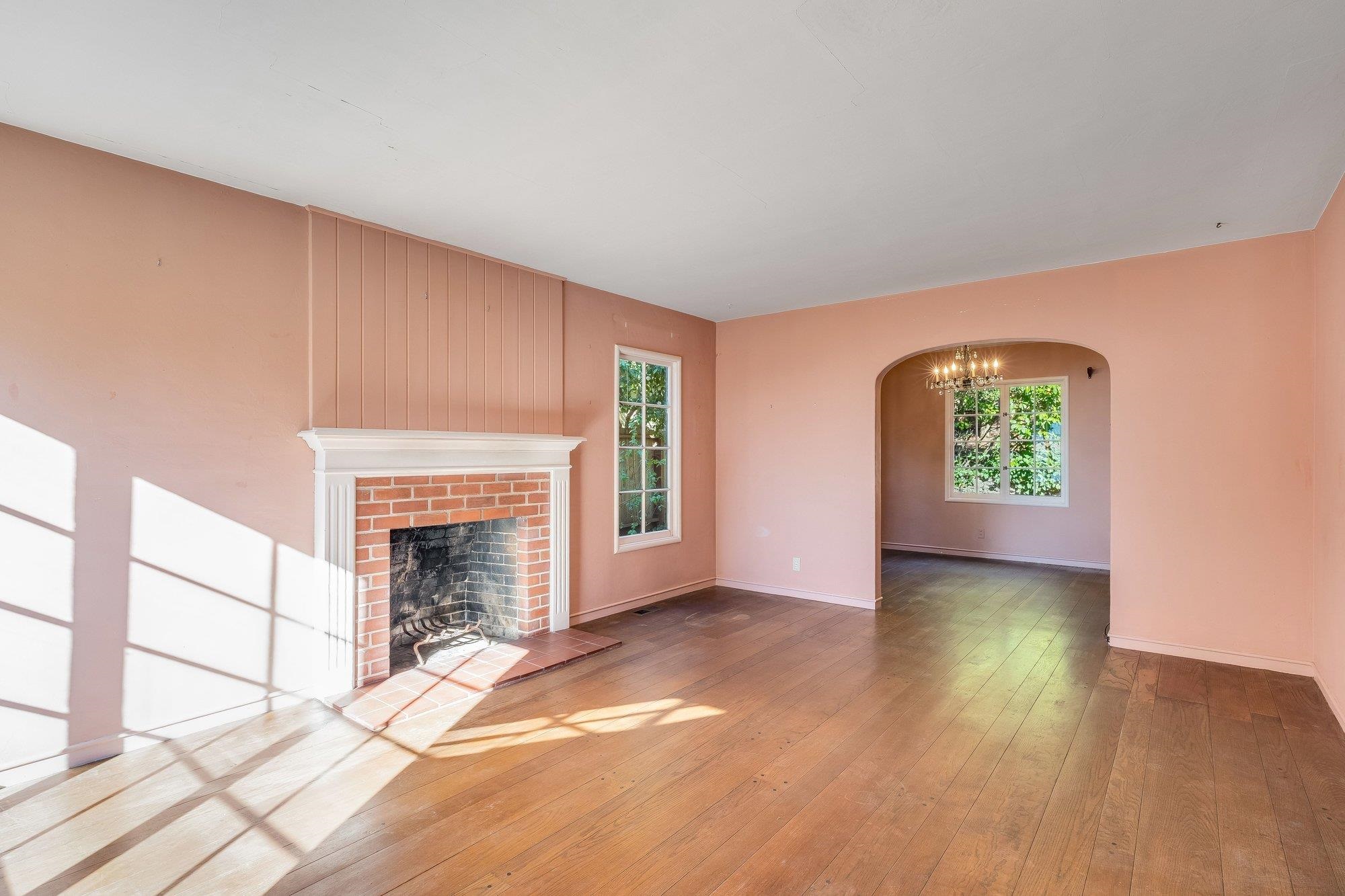 Detail Gallery Image 7 of 35 For 111 Fairlawn Dr, Berkeley,  CA 94708 - 2 Beds | 2 Baths