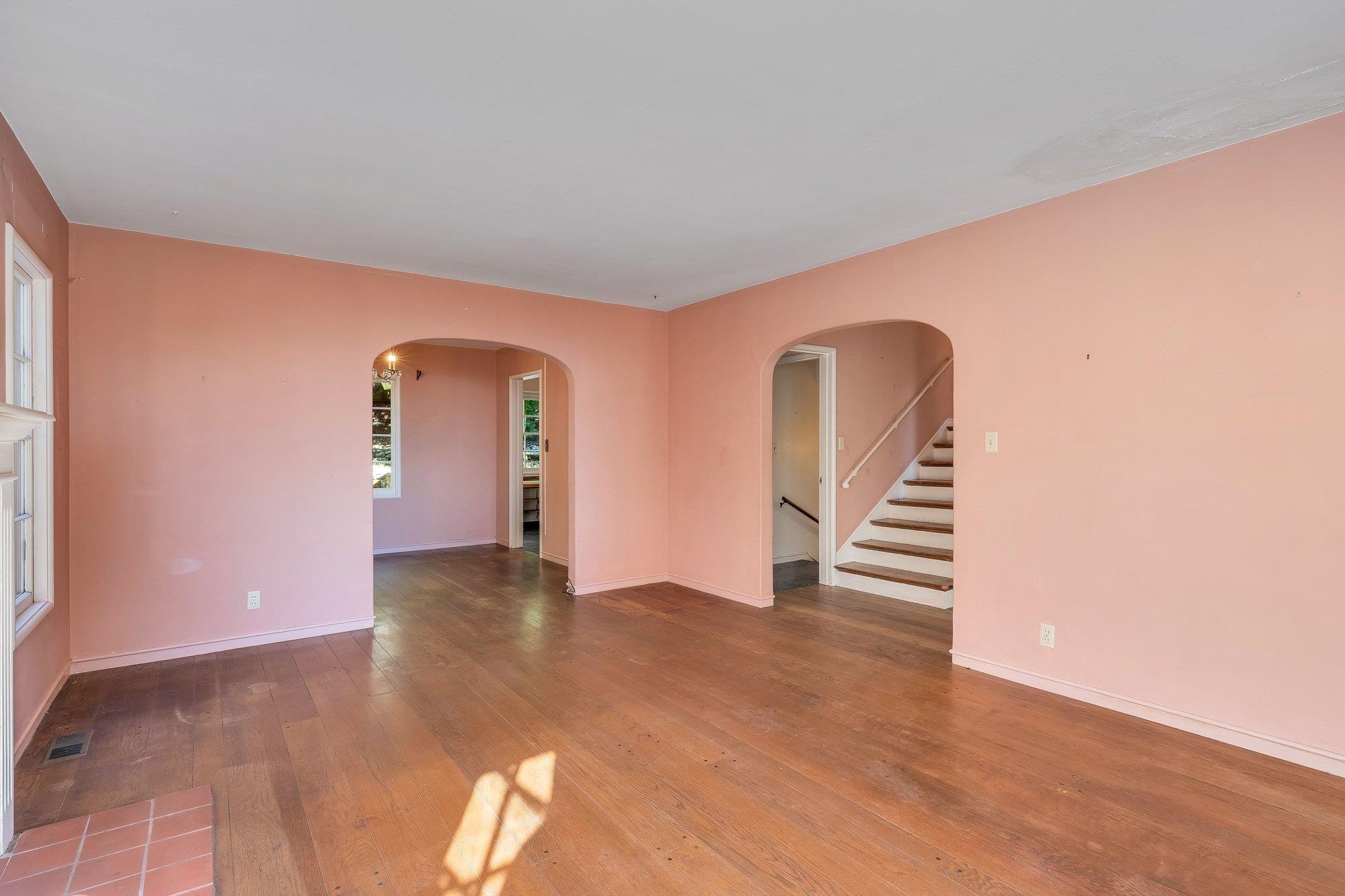 Detail Gallery Image 8 of 35 For 111 Fairlawn Dr, Berkeley,  CA 94708 - 2 Beds | 2 Baths