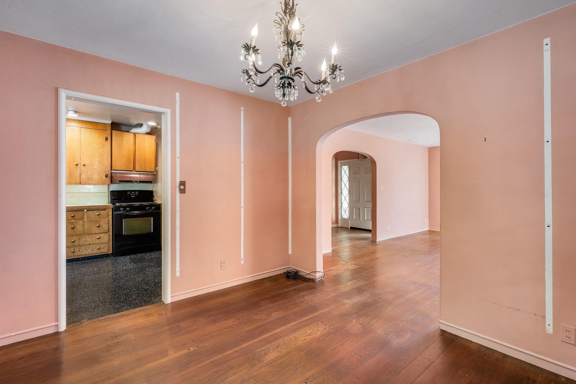 Detail Gallery Image 10 of 35 For 111 Fairlawn Dr, Berkeley,  CA 94708 - 2 Beds | 2 Baths