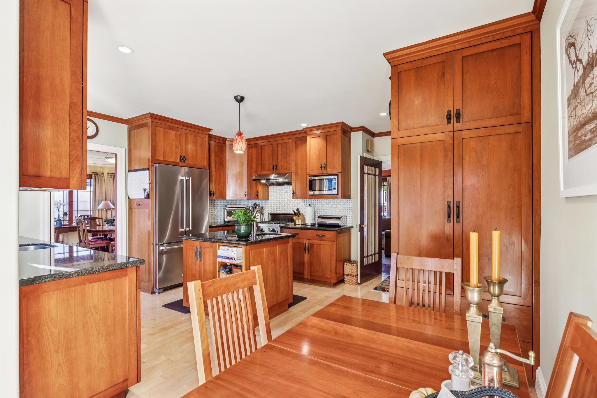 Detail Gallery Image 21 of 60 For 1416 Versailles Ave, Alameda,  CA 94501 - 3 Beds | 2 Baths