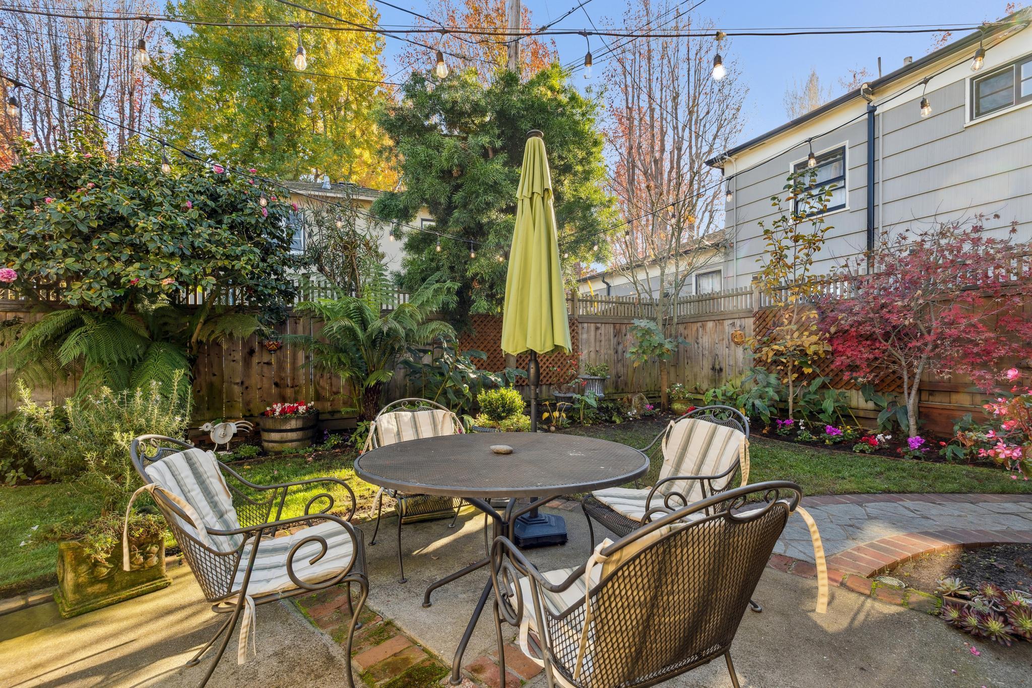 Detail Gallery Image 46 of 60 For 1416 Versailles Ave, Alameda,  CA 94501 - 3 Beds | 2 Baths