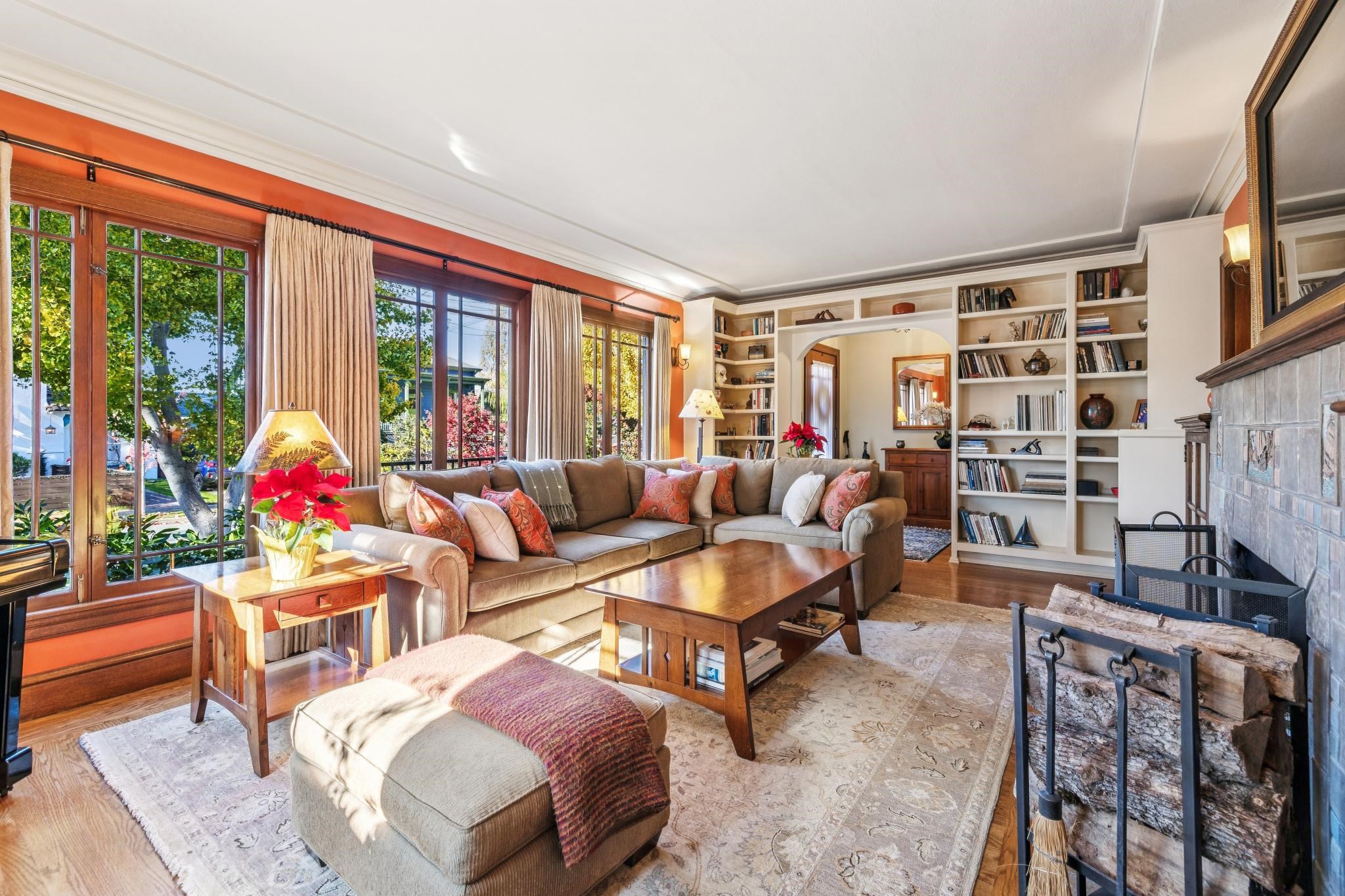 Detail Gallery Image 7 of 60 For 1416 Versailles Ave, Alameda,  CA 94501 - 3 Beds | 2 Baths