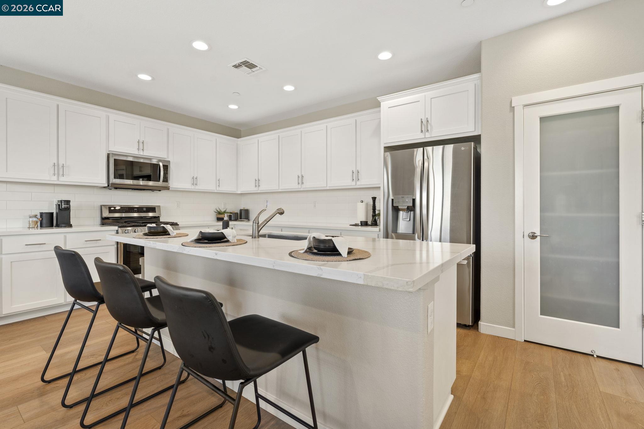 Detail Gallery Image 12 of 58 For 5359 Sopra St, Antioch,  CA 94531 - 4 Beds | 3 Baths