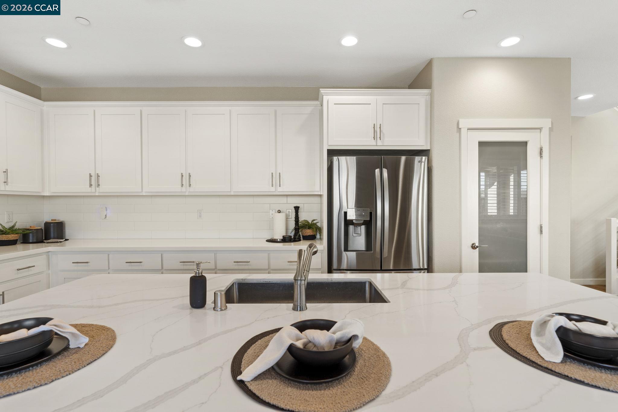 Detail Gallery Image 13 of 58 For 5359 Sopra St, Antioch,  CA 94531 - 4 Beds | 3 Baths