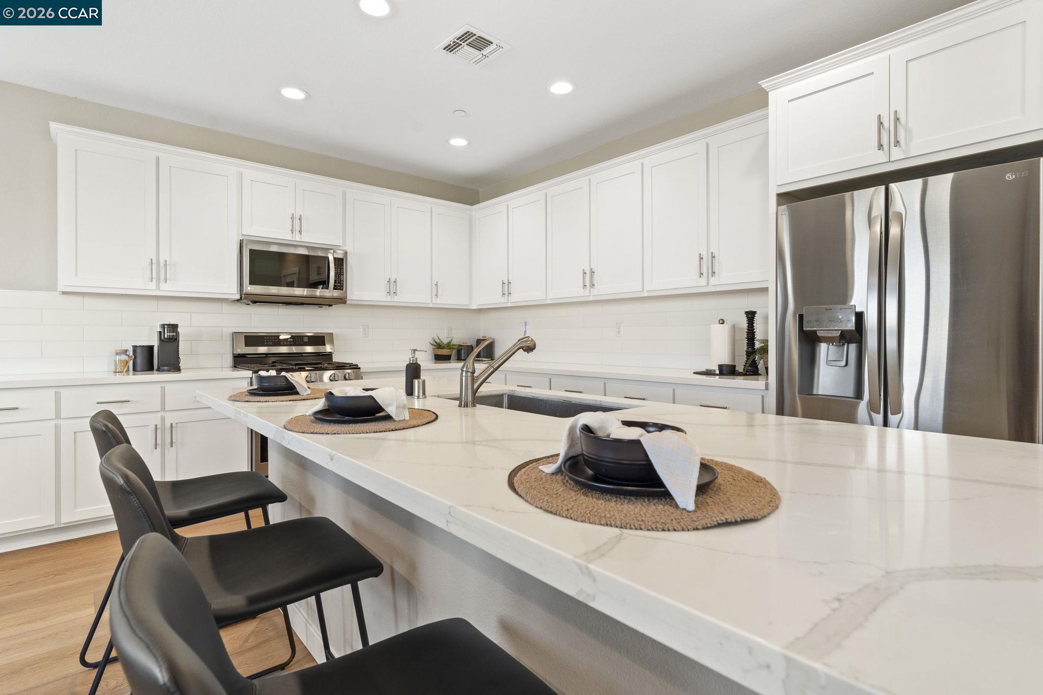 Detail Gallery Image 14 of 58 For 5359 Sopra St, Antioch,  CA 94531 - 4 Beds | 3 Baths