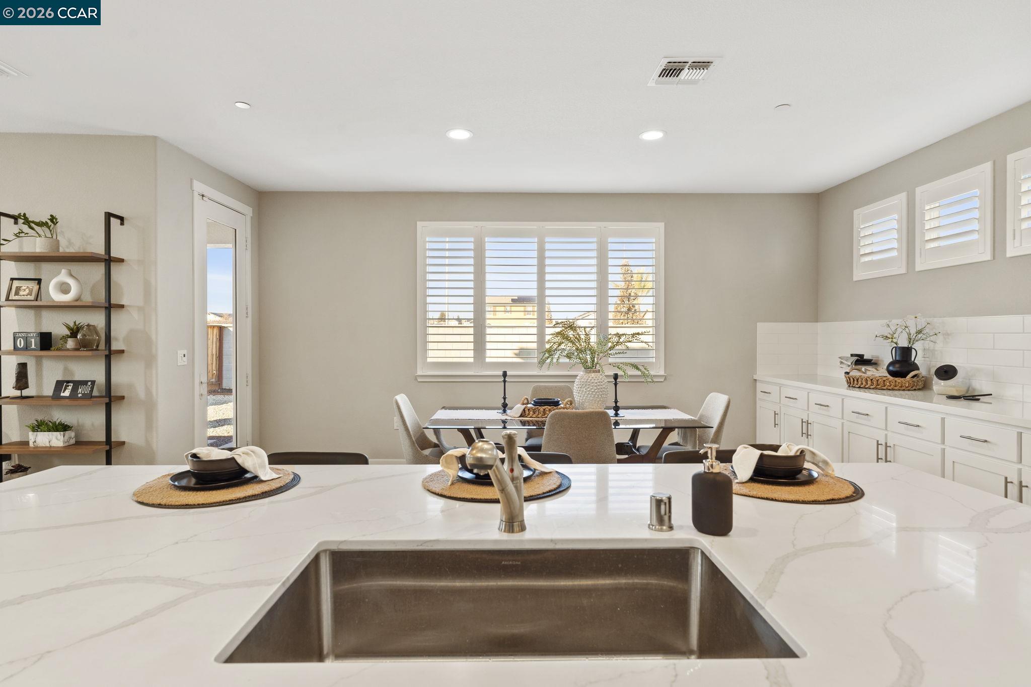 Detail Gallery Image 21 of 58 For 5359 Sopra St, Antioch,  CA 94531 - 4 Beds | 3 Baths