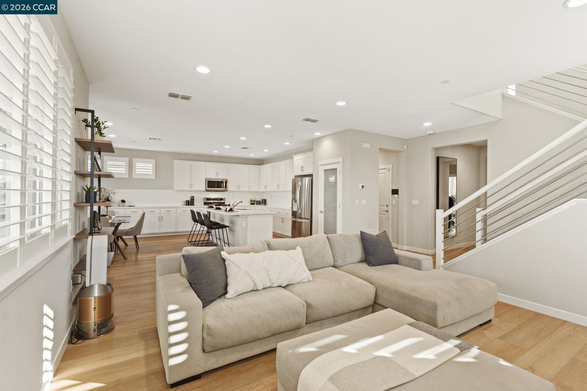 Detail Gallery Image 25 of 58 For 5359 Sopra St, Antioch,  CA 94531 - 4 Beds | 3 Baths