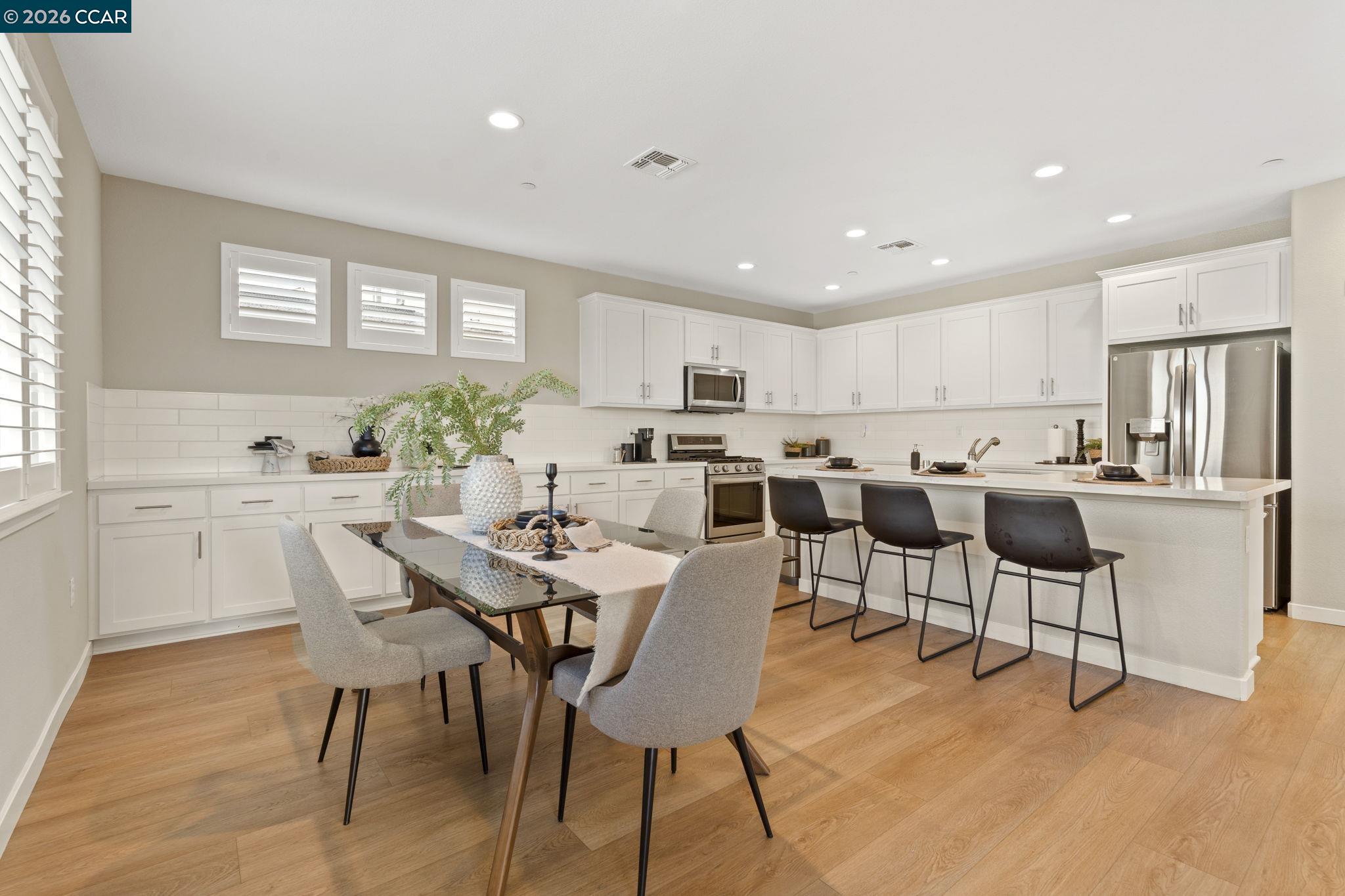 Detail Gallery Image 9 of 58 For 5359 Sopra St, Antioch,  CA 94531 - 4 Beds | 3 Baths