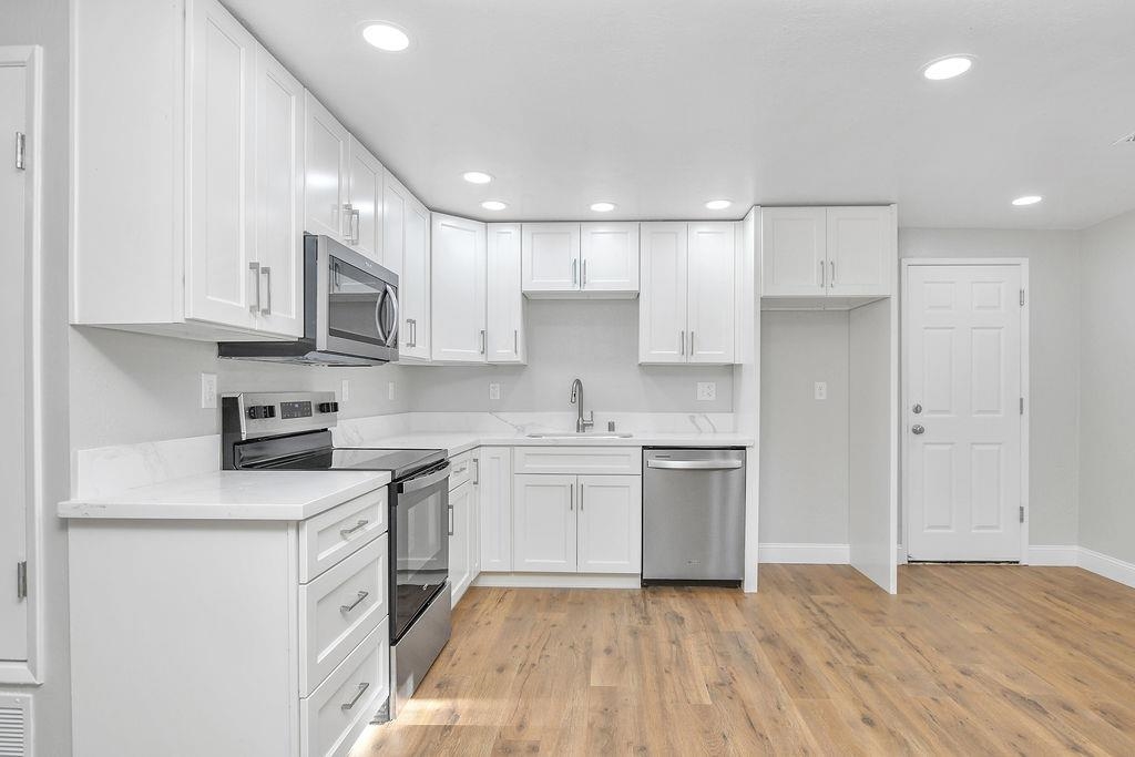 Detail Gallery Image 13 of 32 For 2853 Seville Cir, Antioch,  CA 94509 - 3 Beds | 2 Baths