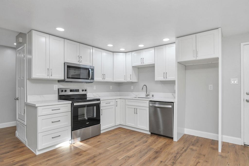 Detail Gallery Image 14 of 32 For 2853 Seville Cir, Antioch,  CA 94509 - 3 Beds | 2 Baths