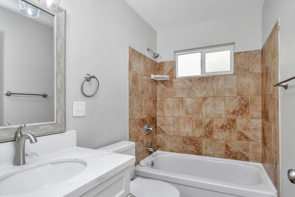 Detail Gallery Image 21 of 32 For 2853 Seville Cir, Antioch,  CA 94509 - 3 Beds | 2 Baths