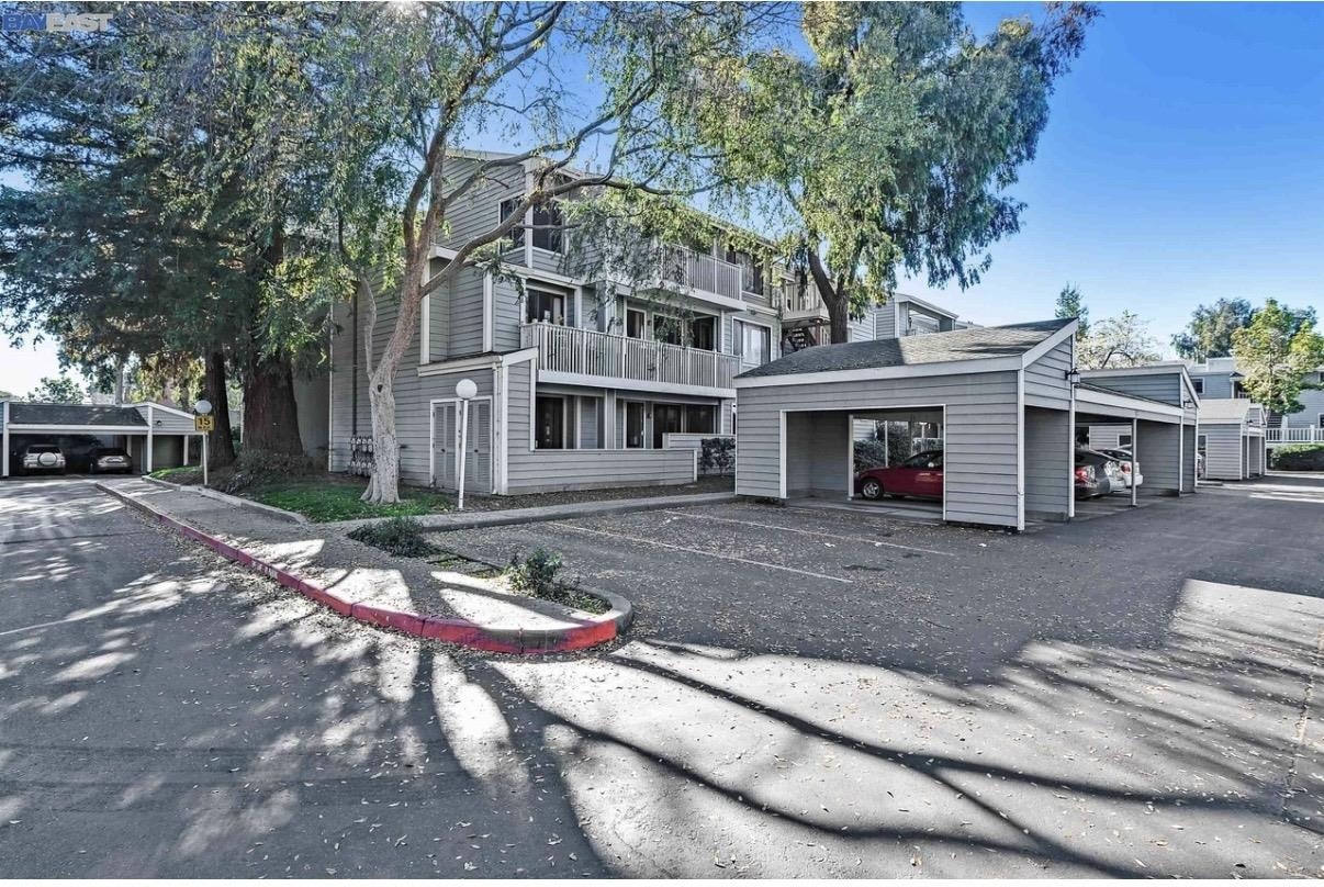 Photo #2: 41120906 Listing: Photo #2