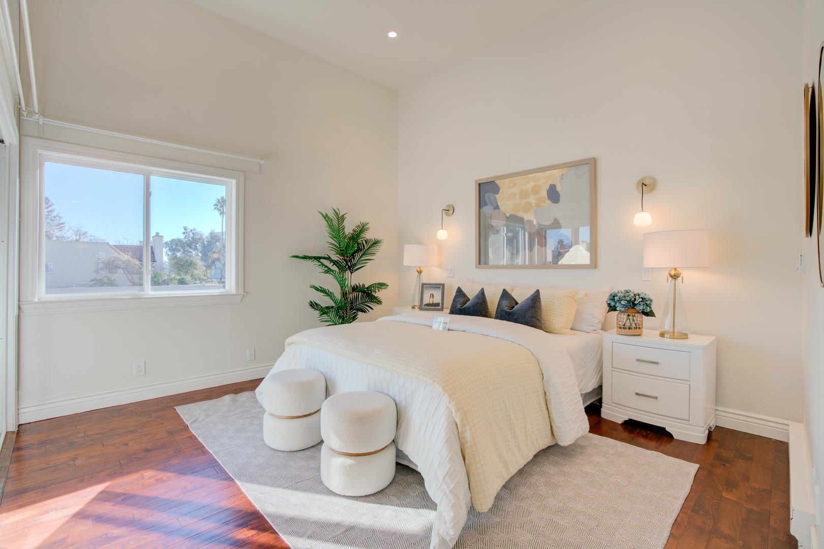 Detail Gallery Image 22 of 45 For 2271 Armada Way, San Mateo,  CA 94404 - 2 Beds | 2/1 Baths