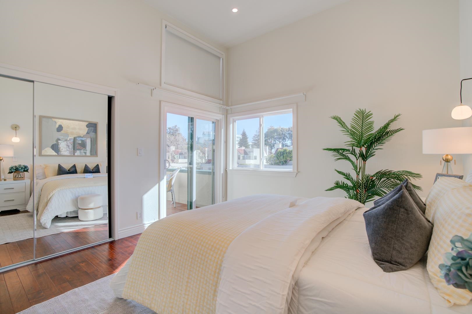 Detail Gallery Image 24 of 45 For 2271 Armada Way, San Mateo,  CA 94404 - 2 Beds | 2/1 Baths