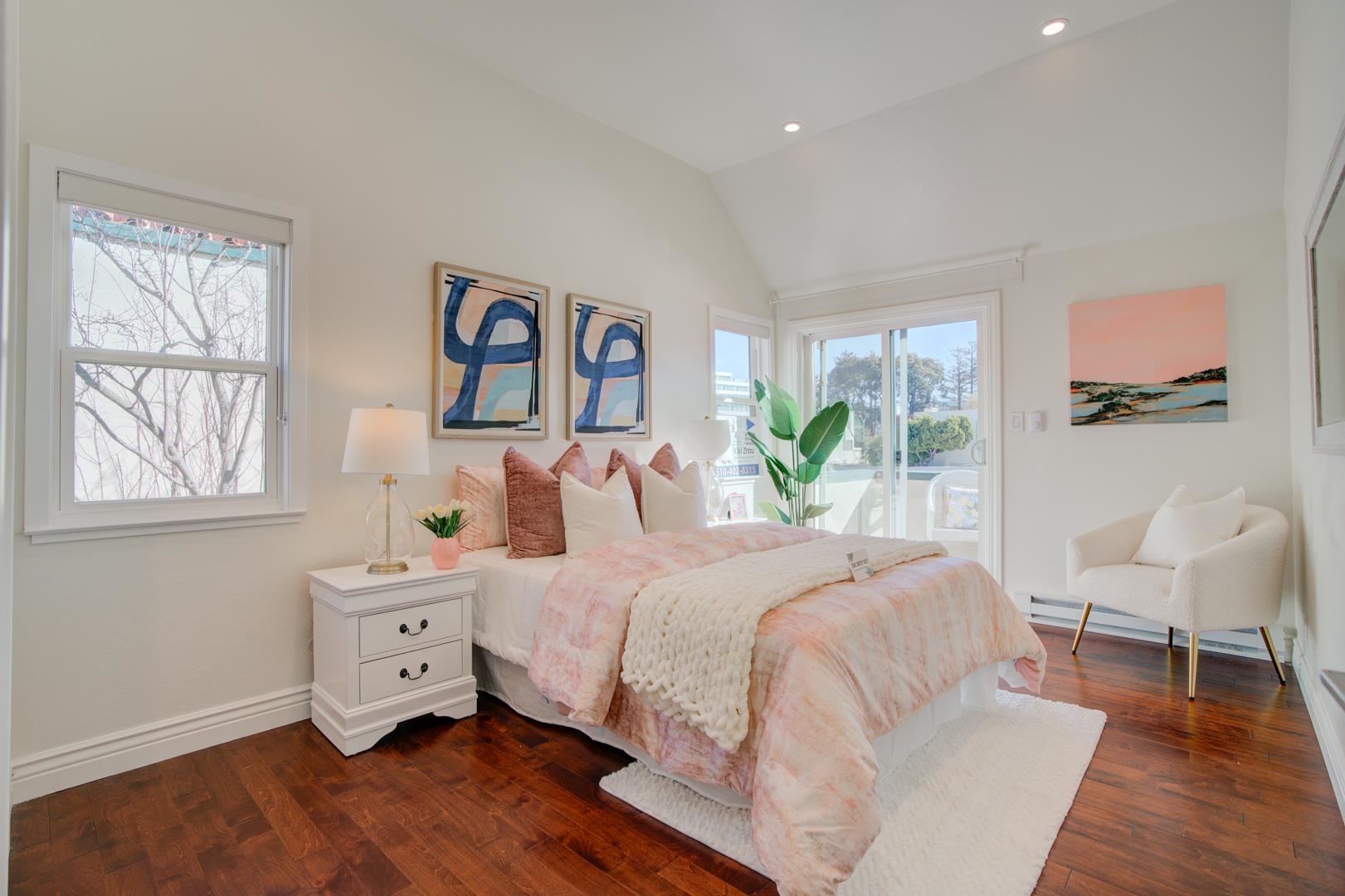 Detail Gallery Image 25 of 45 For 2271 Armada Way, San Mateo,  CA 94404 - 2 Beds | 2/1 Baths