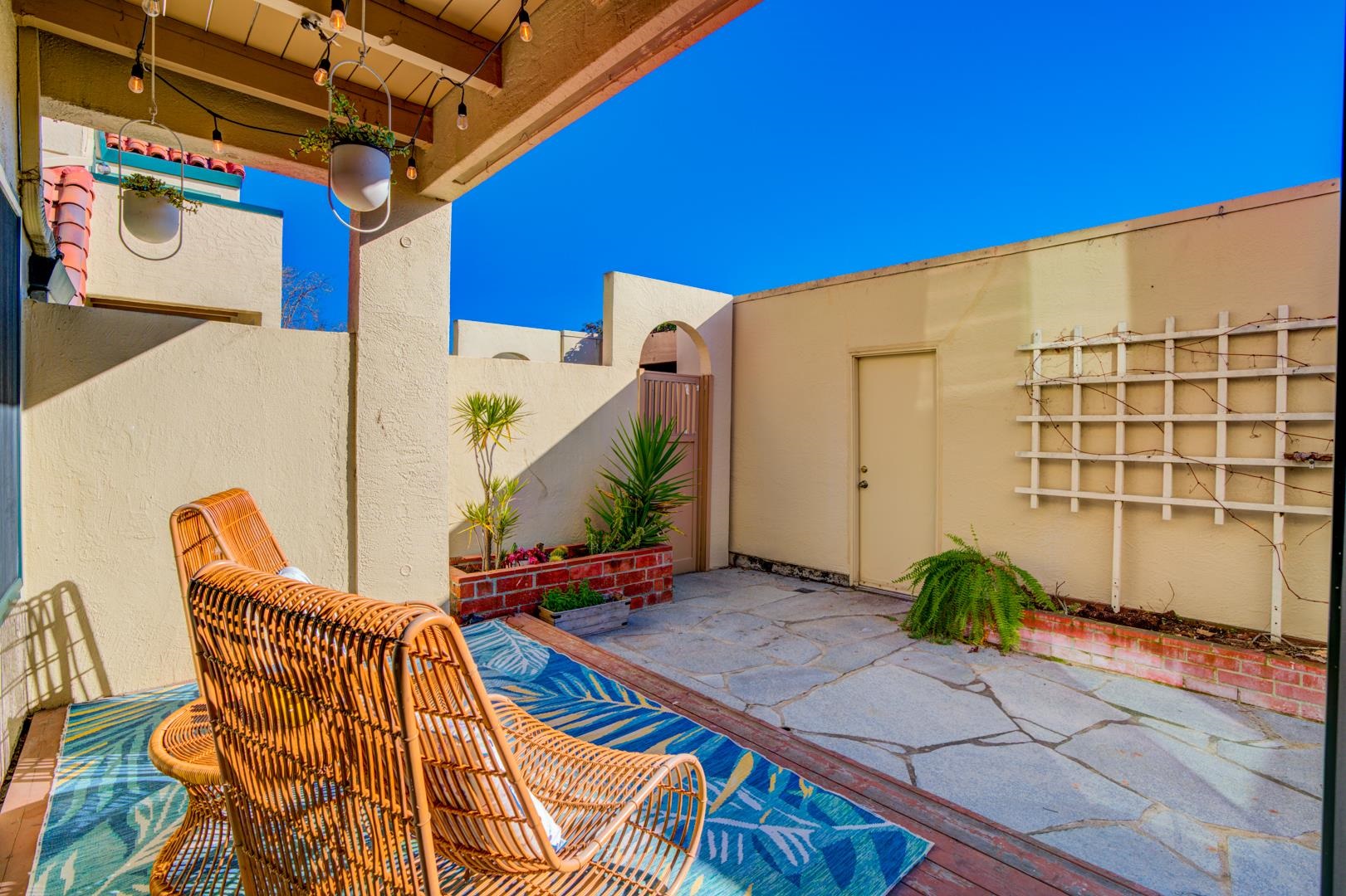 Detail Gallery Image 32 of 45 For 2271 Armada Way, San Mateo,  CA 94404 - 2 Beds | 2/1 Baths