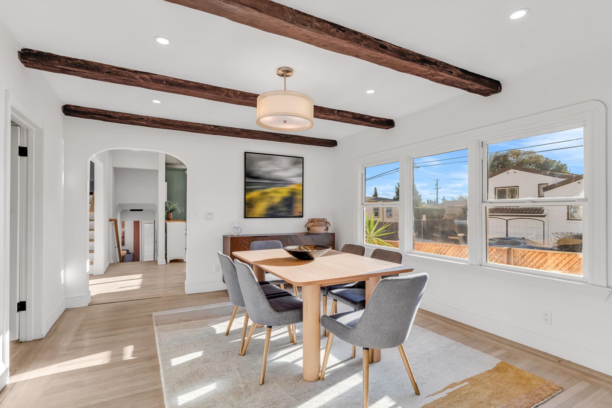 Detail Gallery Image 11 of 48 For 3000 56th Ave, Oakland,  CA 94605 - 4 Beds | 3 Baths