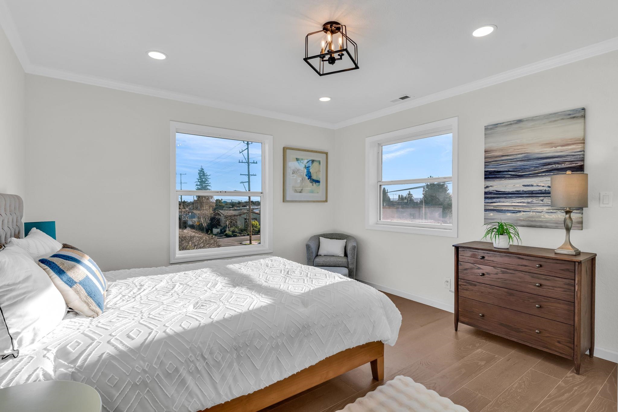 Detail Gallery Image 30 of 48 For 3000 56th Ave, Oakland,  CA 94605 - 4 Beds | 3 Baths