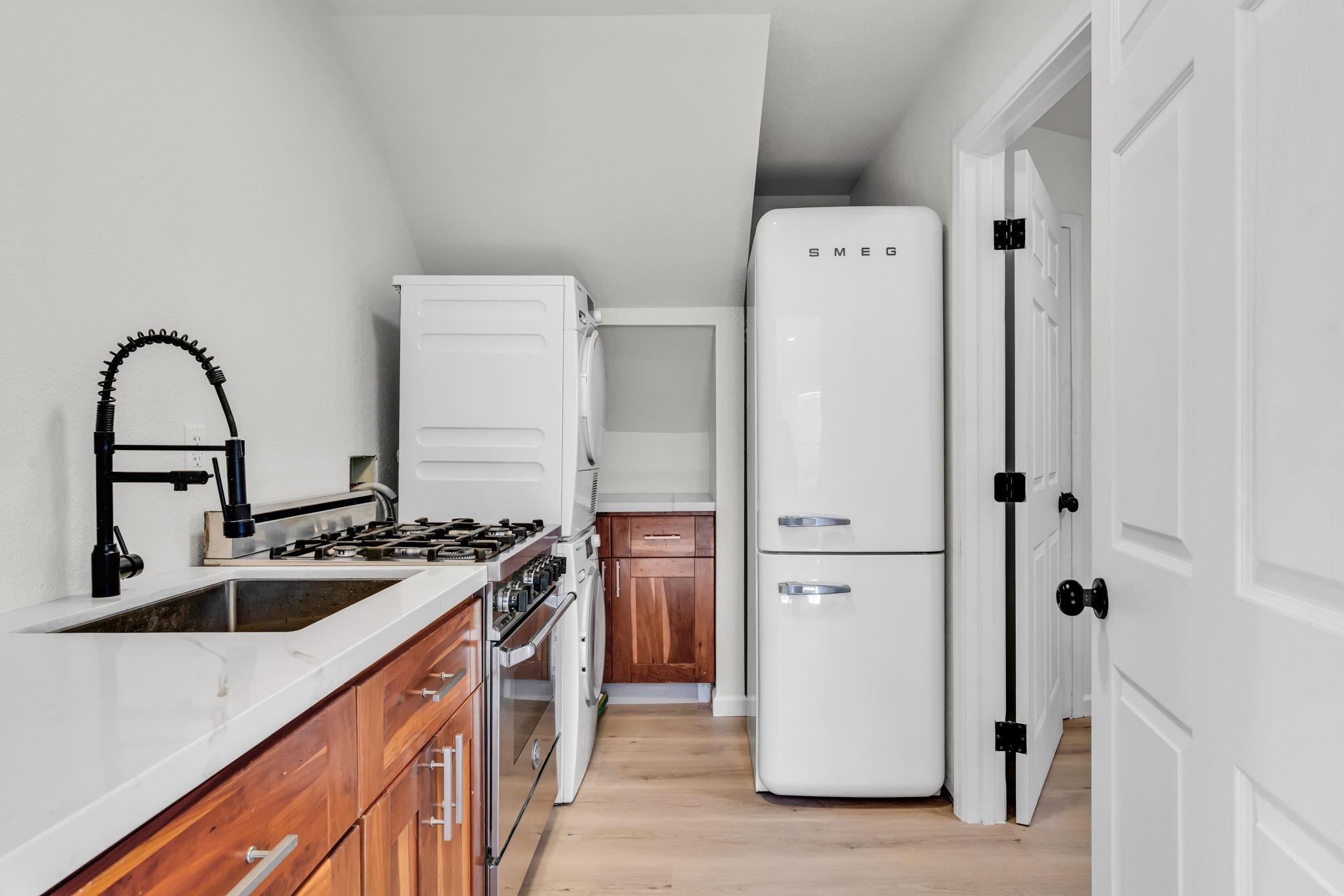 Detail Gallery Image 35 of 48 For 3000 56th Ave, Oakland,  CA 94605 - 4 Beds | 3 Baths