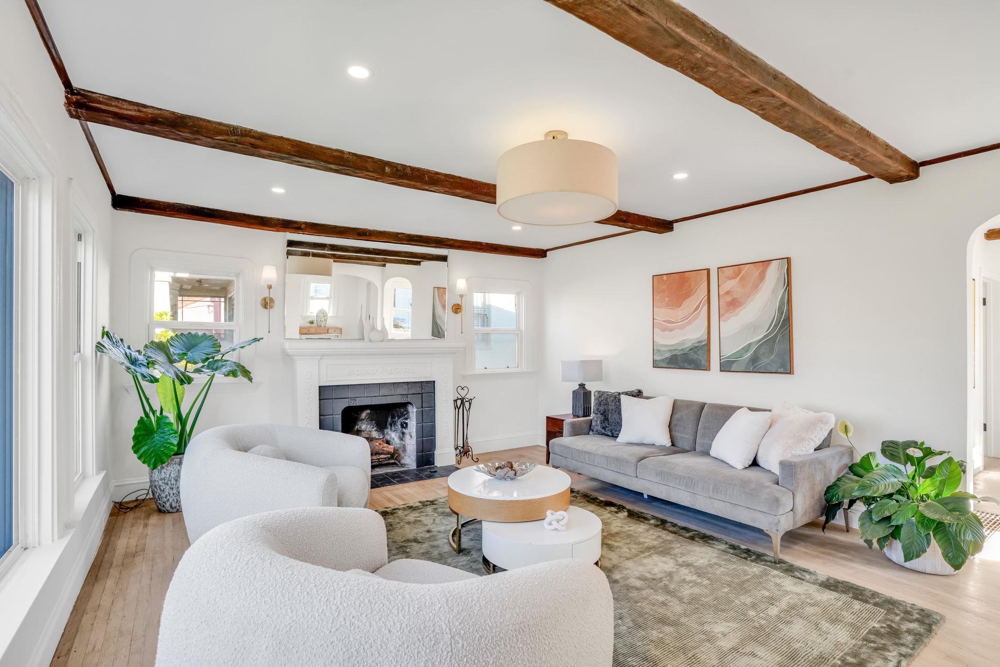 Detail Gallery Image 8 of 48 For 3000 56th Ave, Oakland,  CA 94605 - 4 Beds | 3 Baths