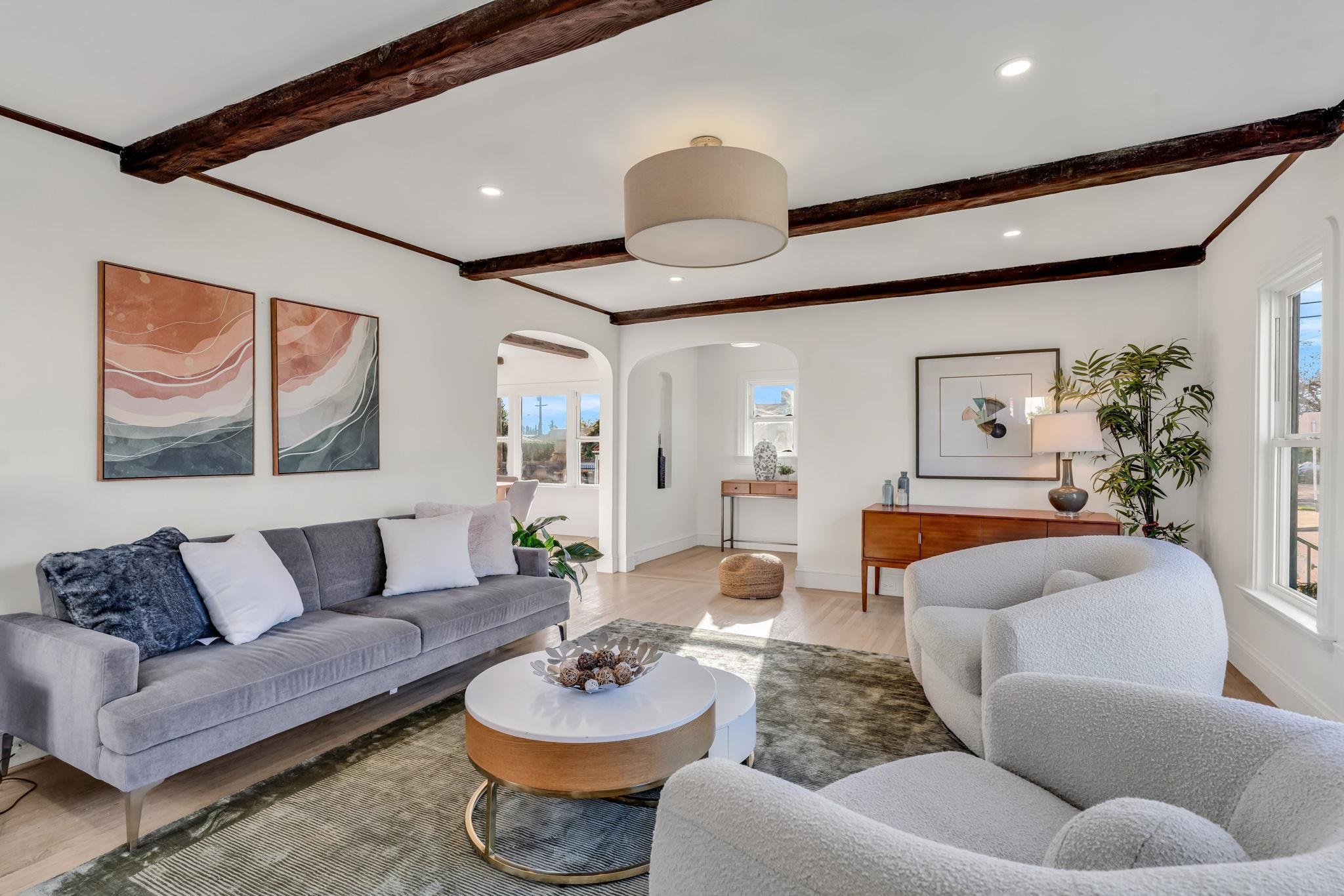 Detail Gallery Image 9 of 48 For 3000 56th Ave, Oakland,  CA 94605 - 4 Beds | 3 Baths