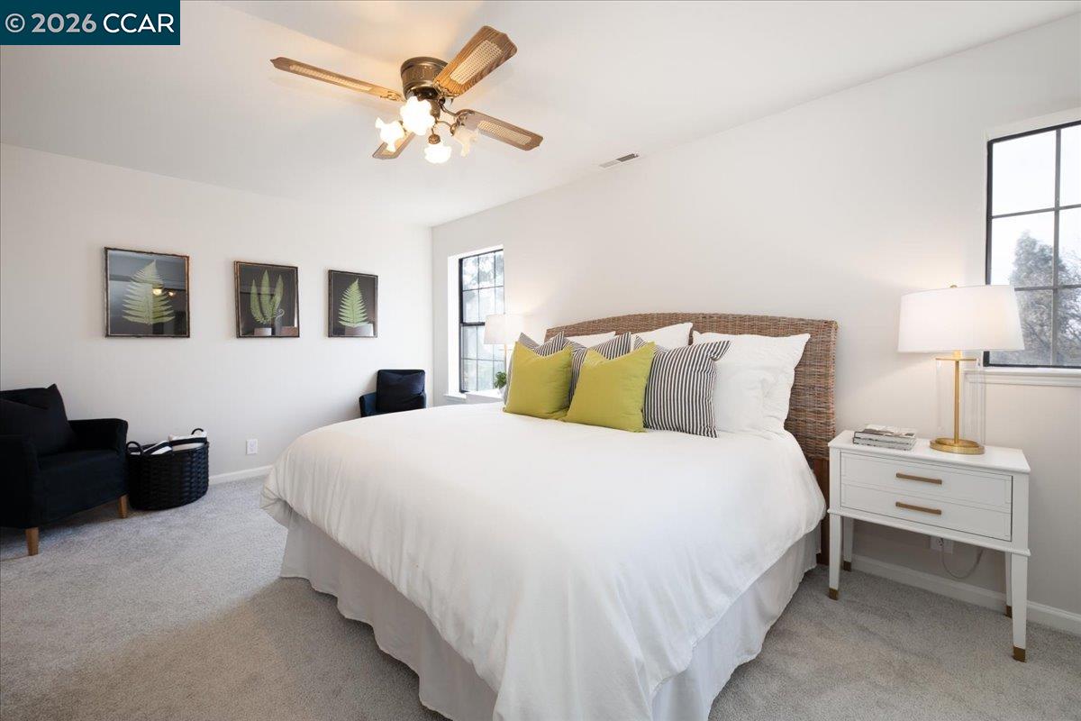 Detail Gallery Image 13 of 25 For 15 Aspen Ct, El Sobrante,  CA 94803 - 4 Beds | 3 Baths